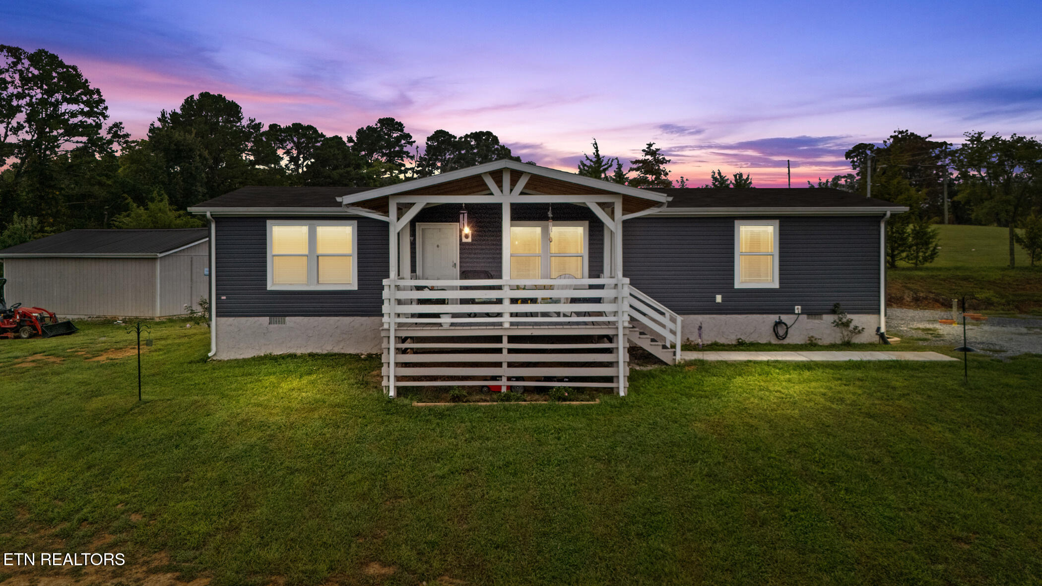 1185 Chestnut Grove Rd