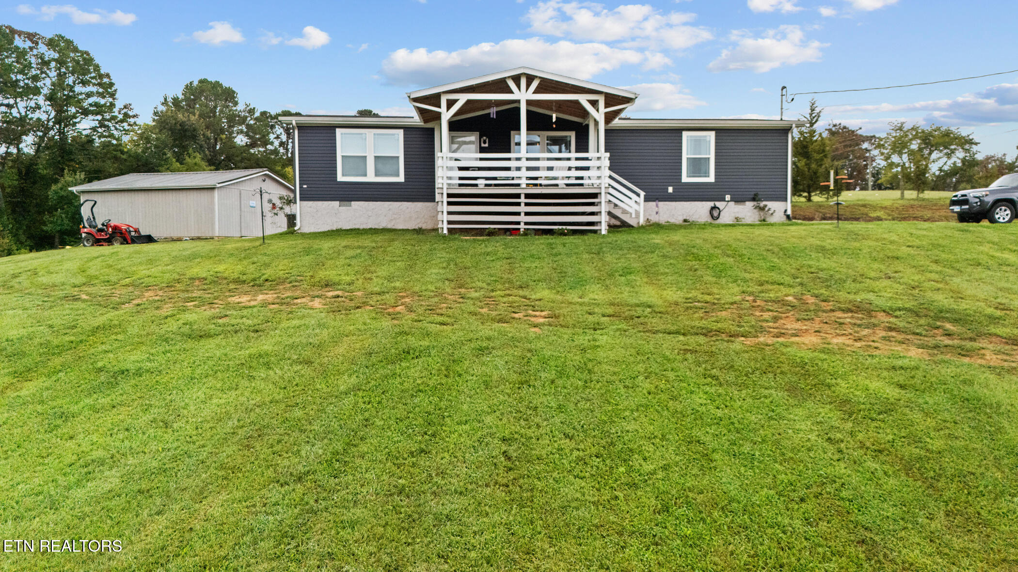 1185 Chestnut Grove Rd