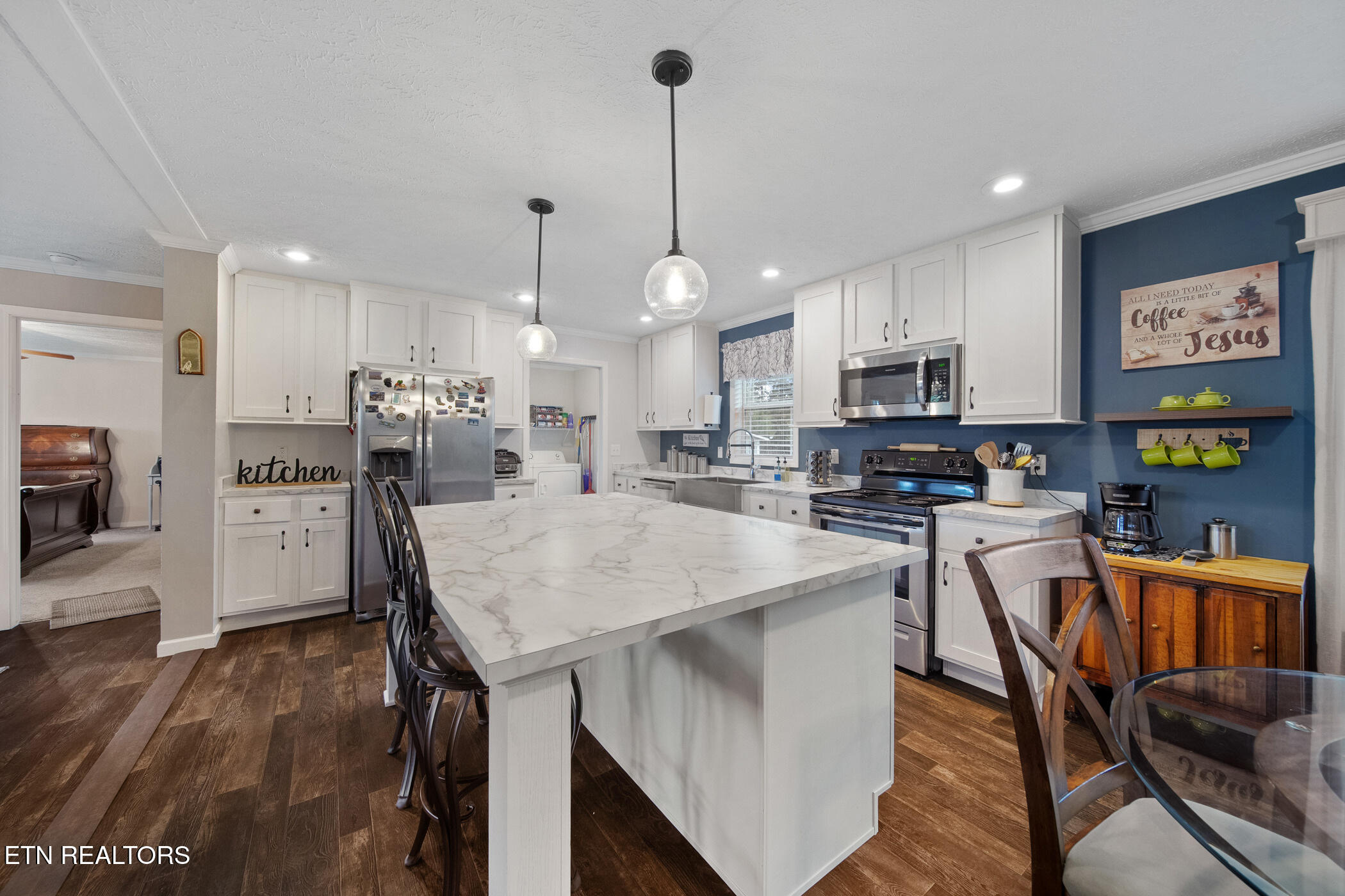 1185 Chestnut Grove Rd