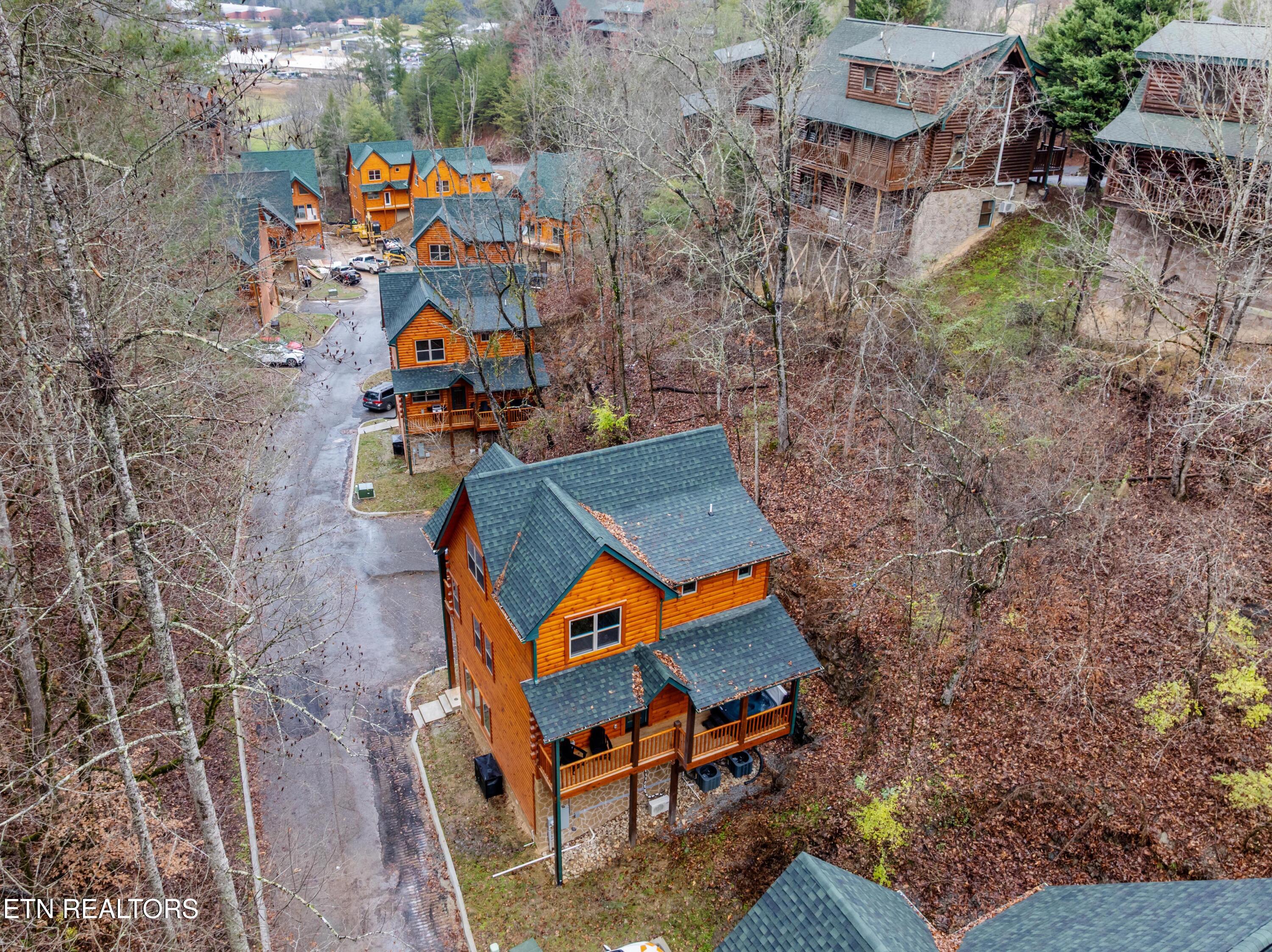 2119 Valley Creek Way