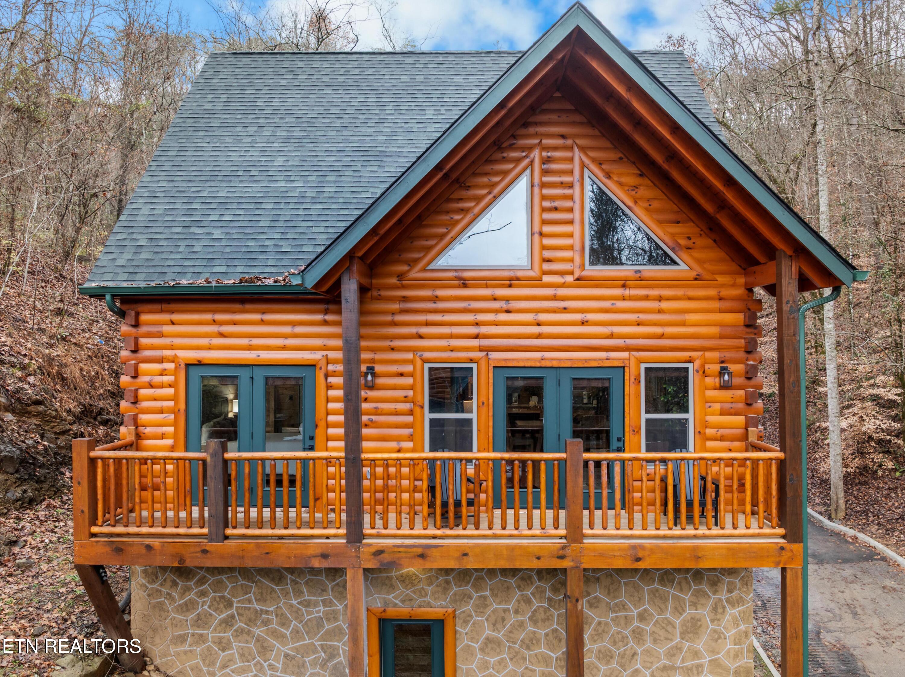 2119 Valley Creek Way