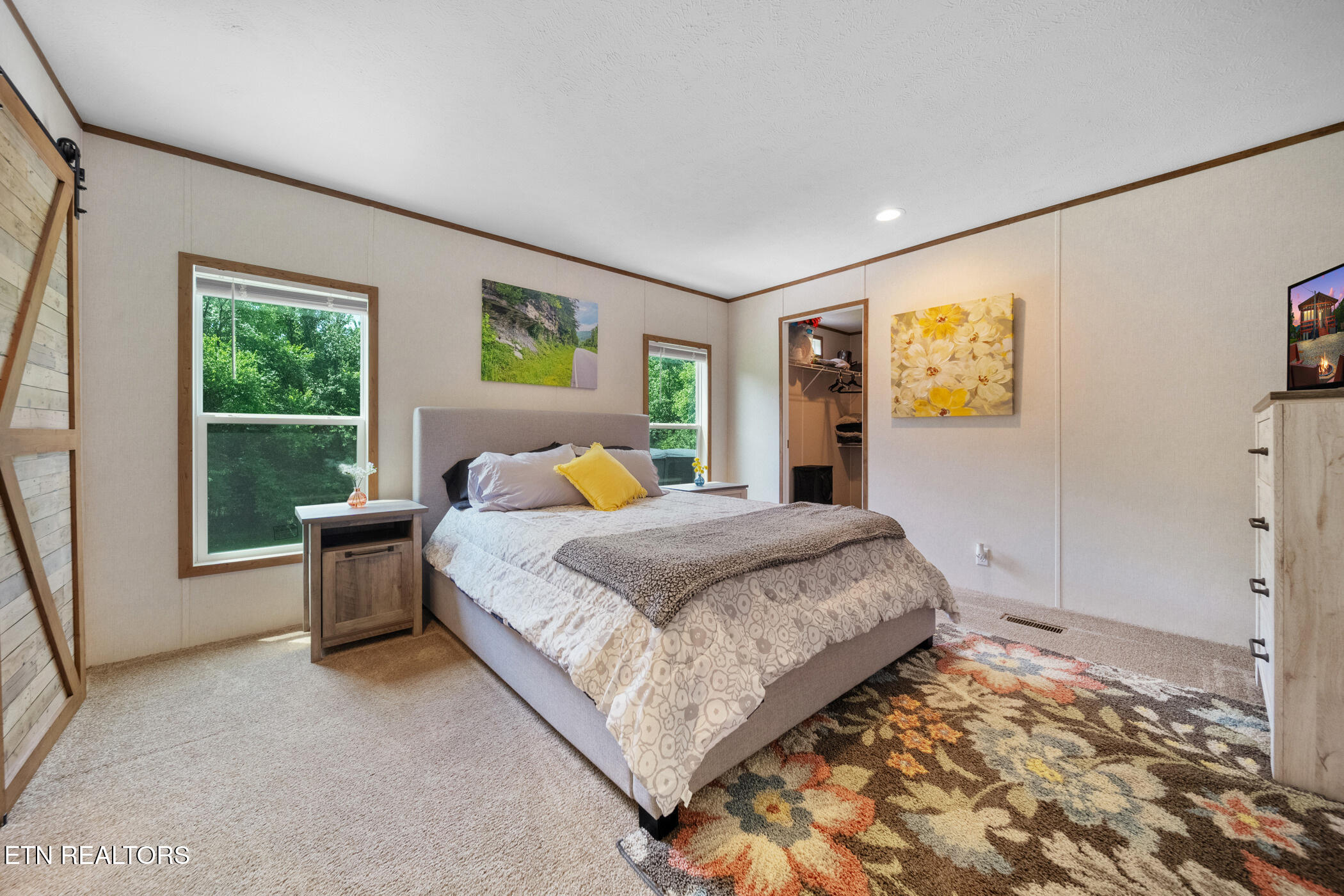 3329 Stinking Creek Rd