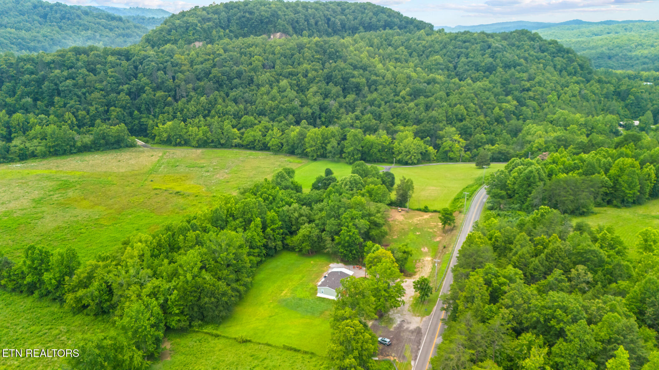 3329 Stinking Creek Rd