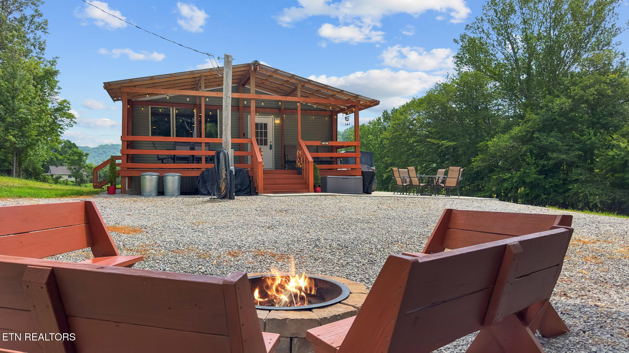 3329 Stinking Creek Rd