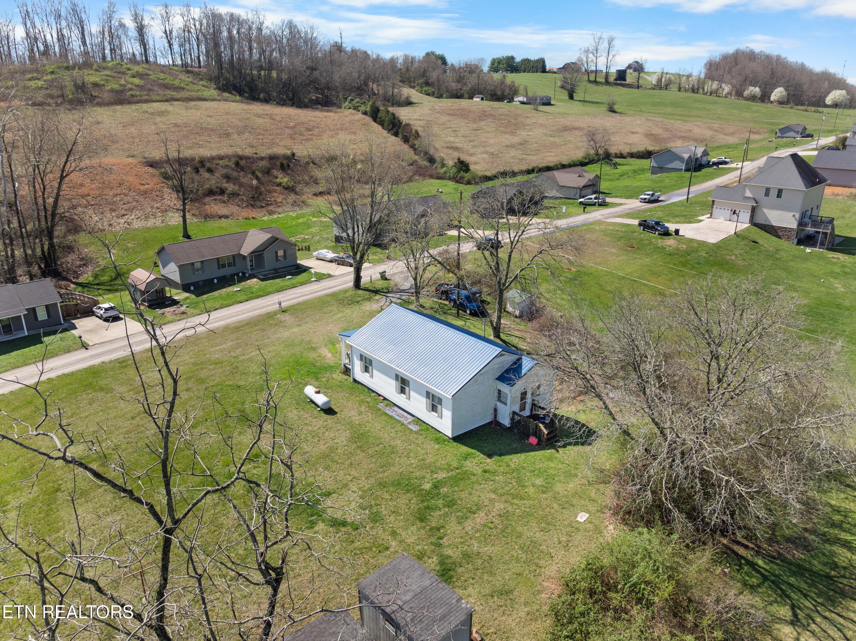 385 Hubbs Grove Rd
