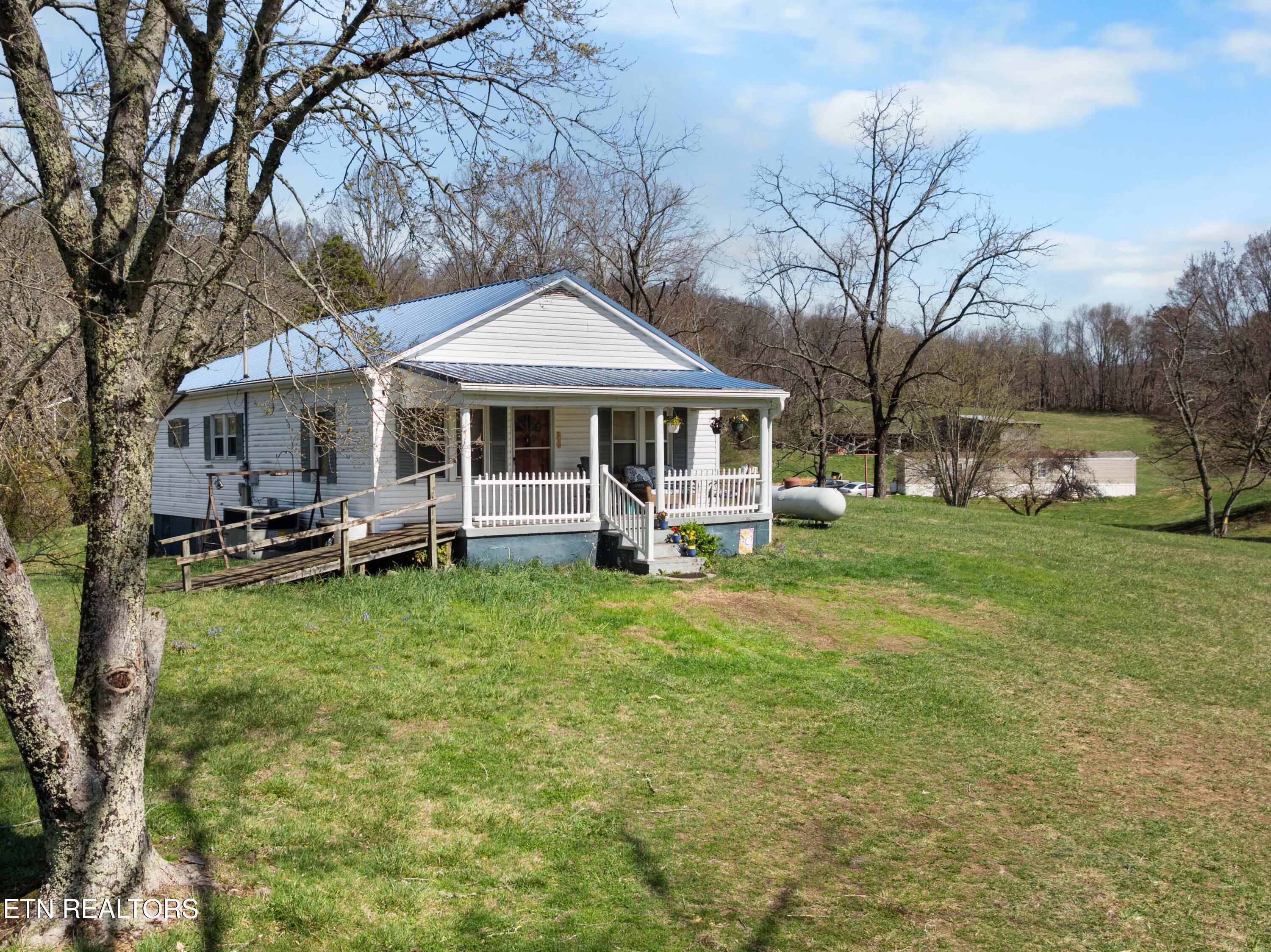 385 Hubbs Grove Rd