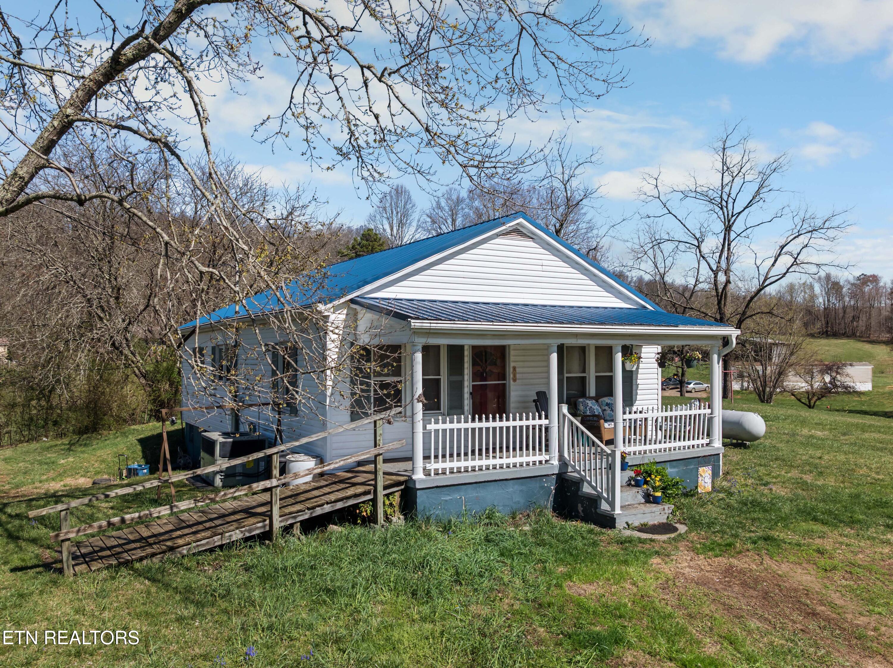 385 Hubbs Grove Rd
