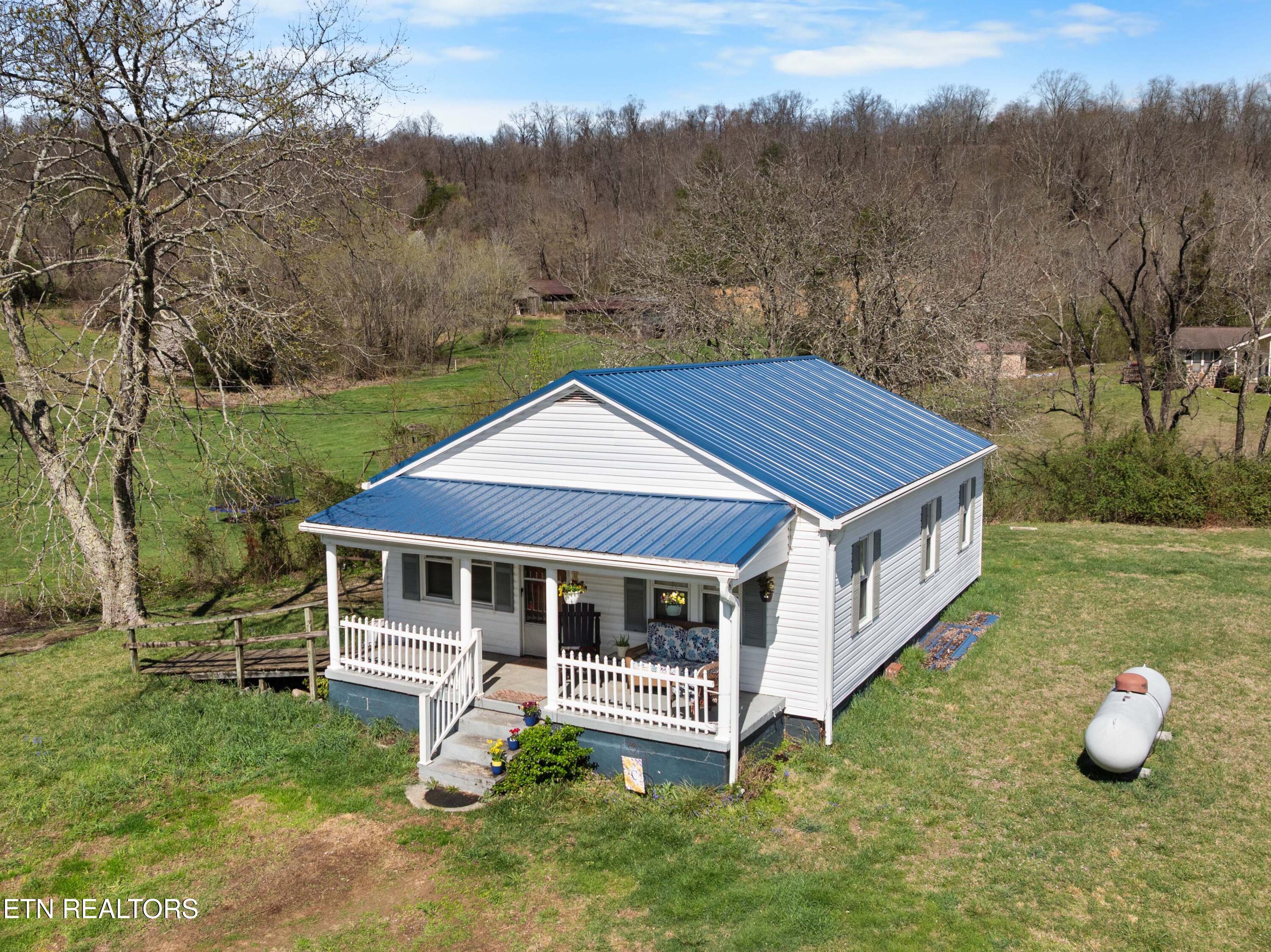 385 Hubbs Grove Rd