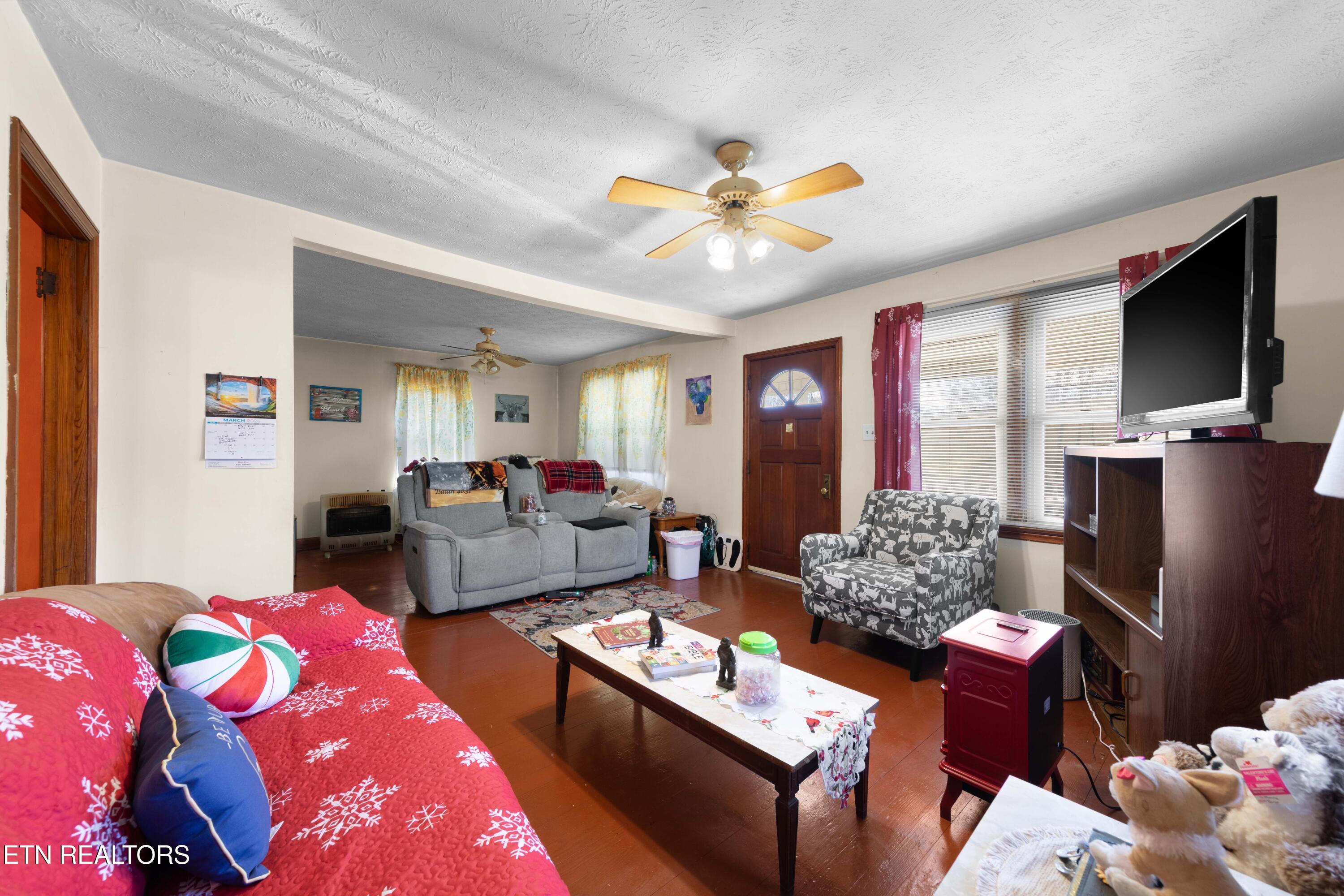 385 Hubbs Grove Rd