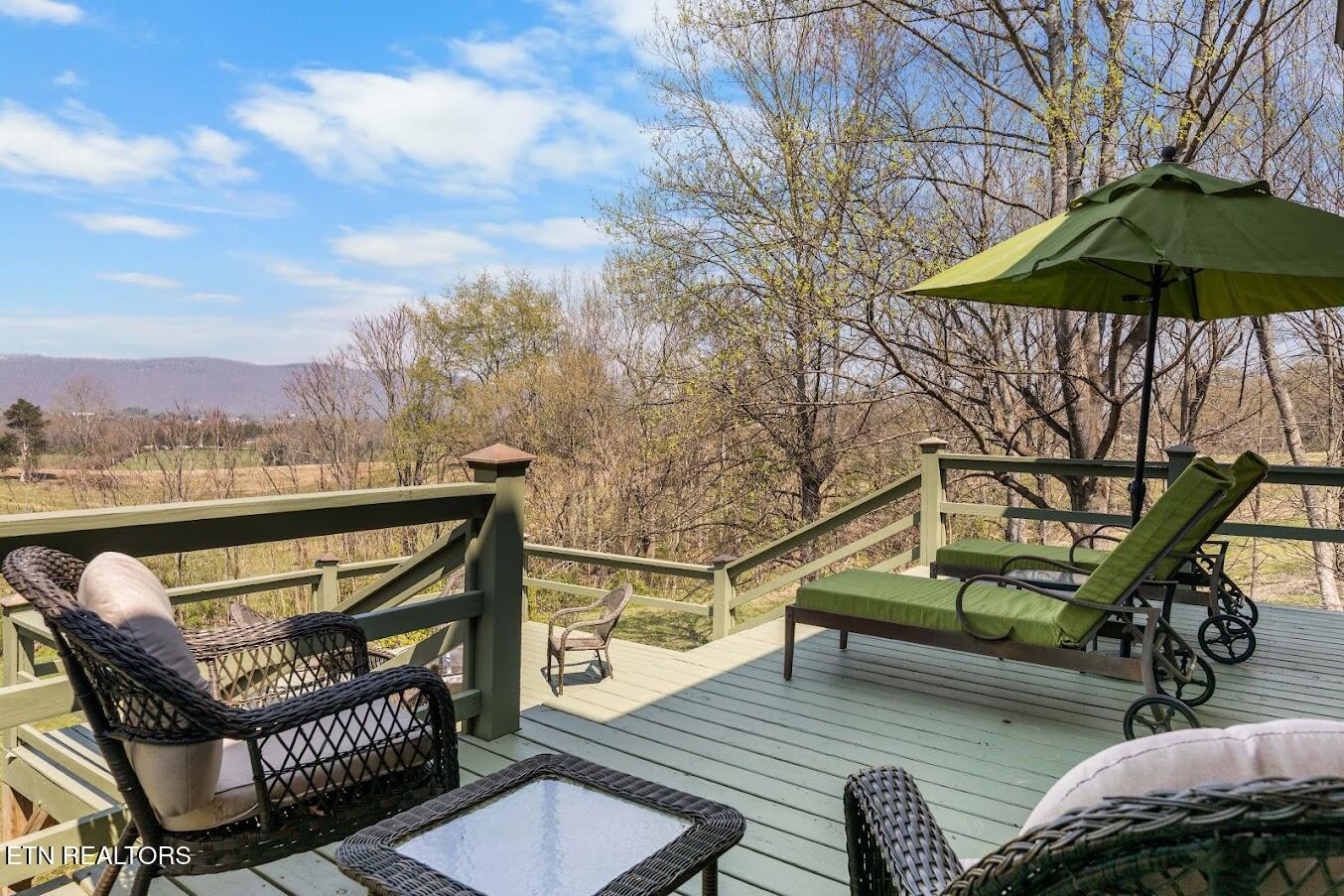 770 Mount Paran Rd