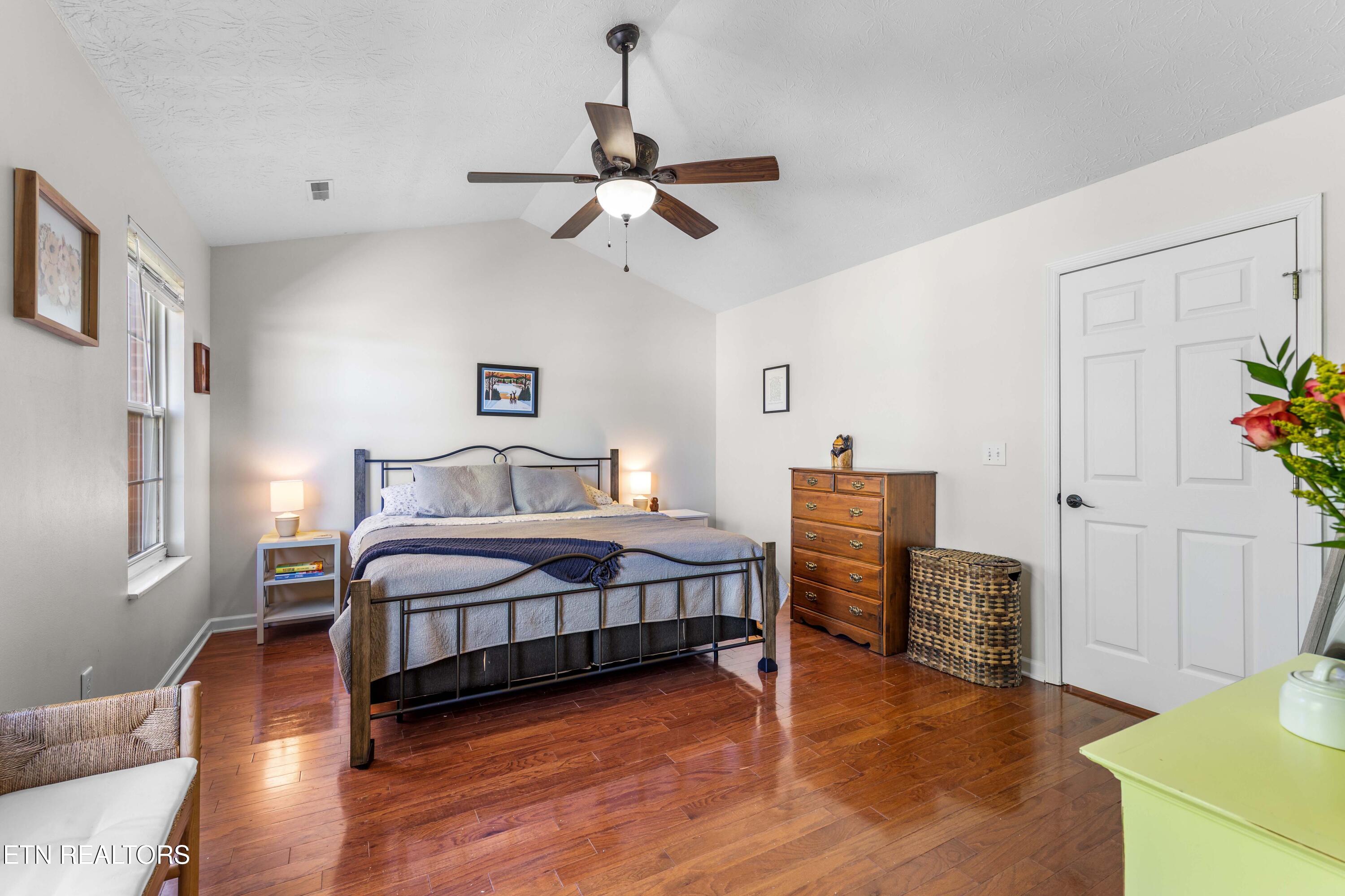 5726 Lagerfield Lane