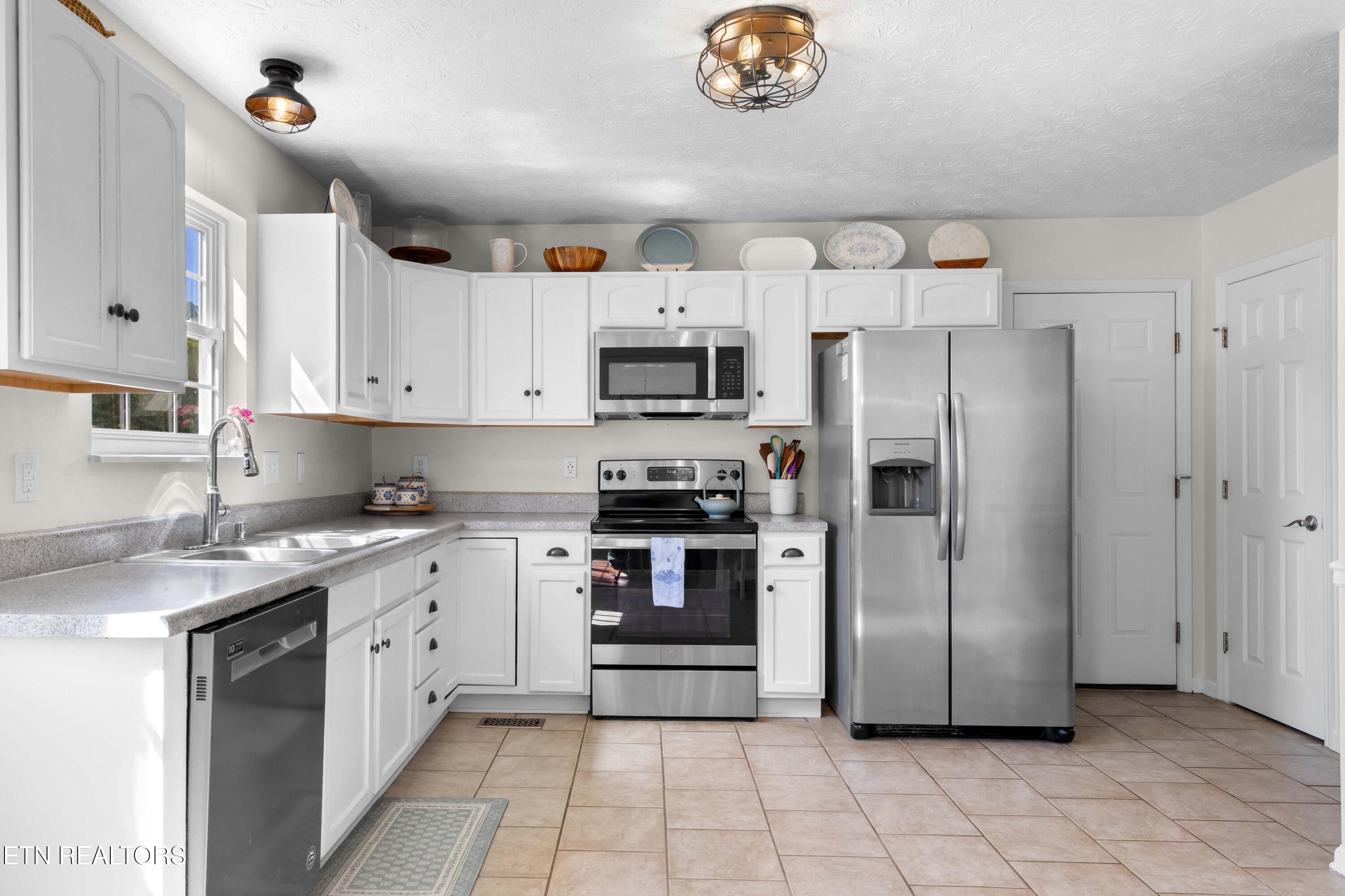 5726 Lagerfield Lane