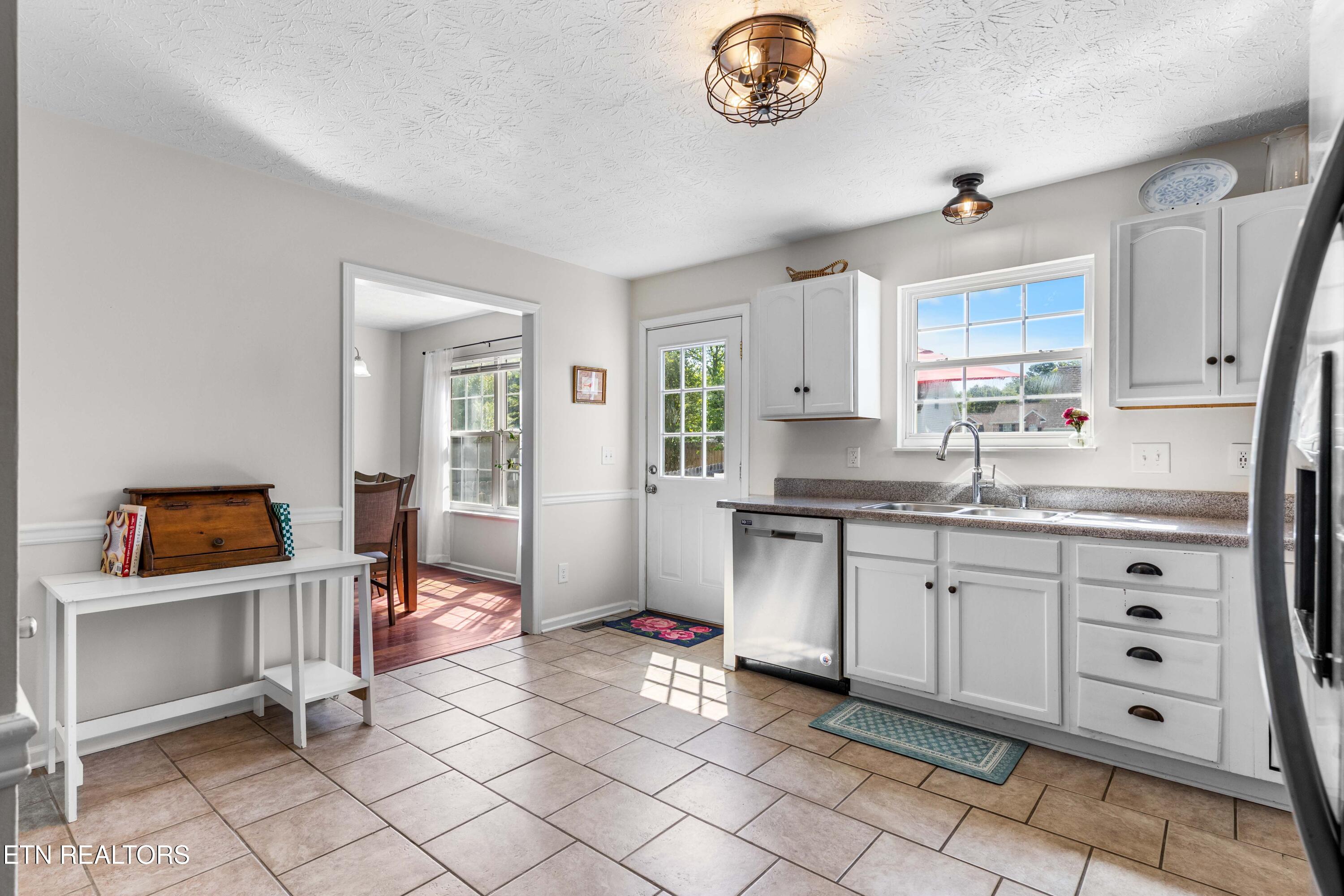 5726 Lagerfield Lane
