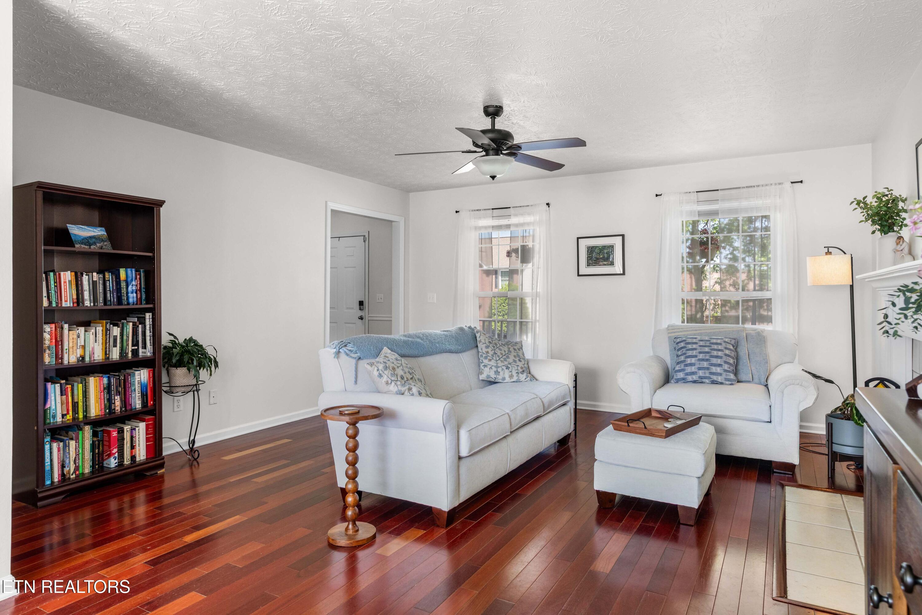 5726 Lagerfield Lane