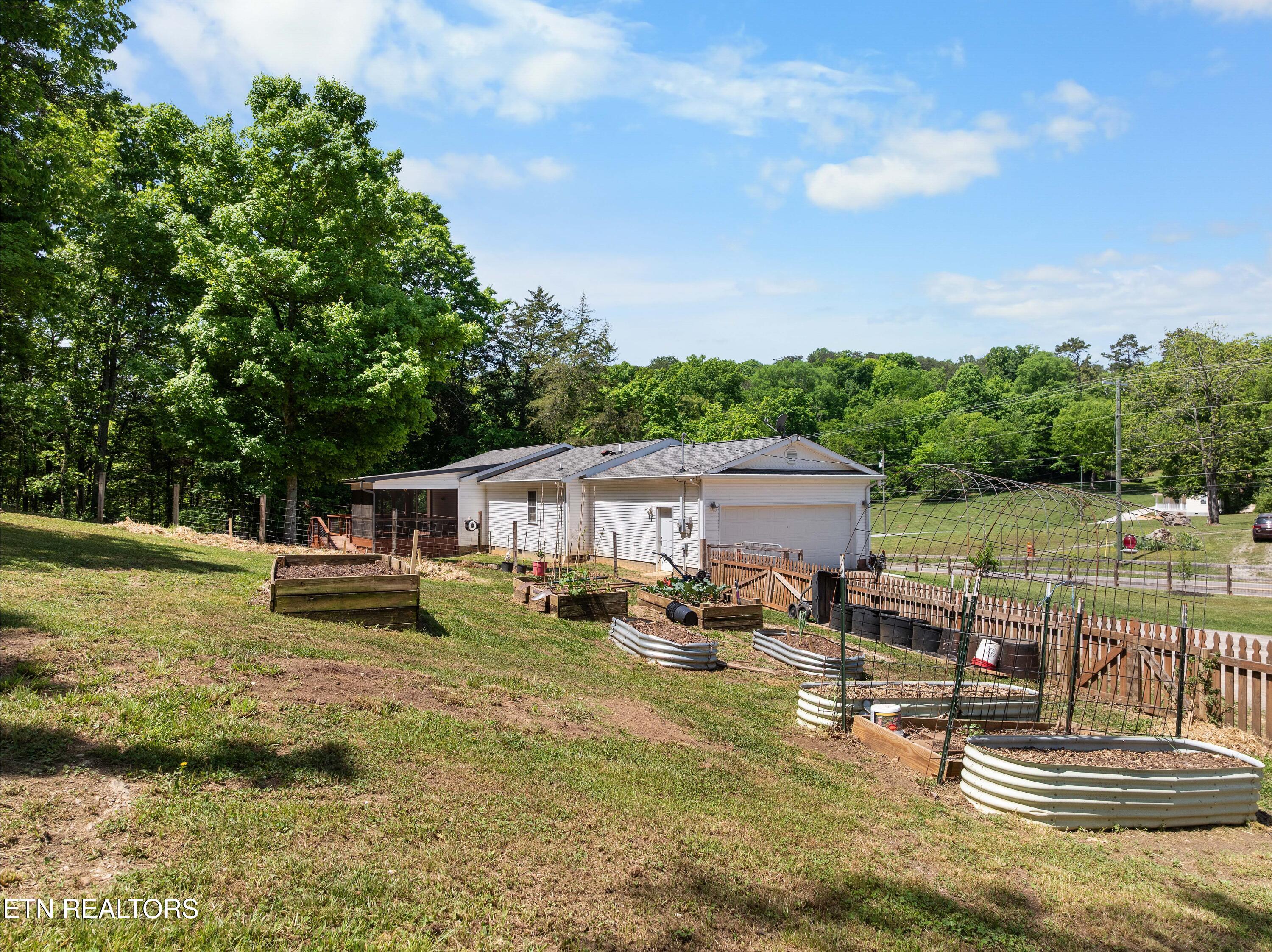 8114 Thorn Grove Pike