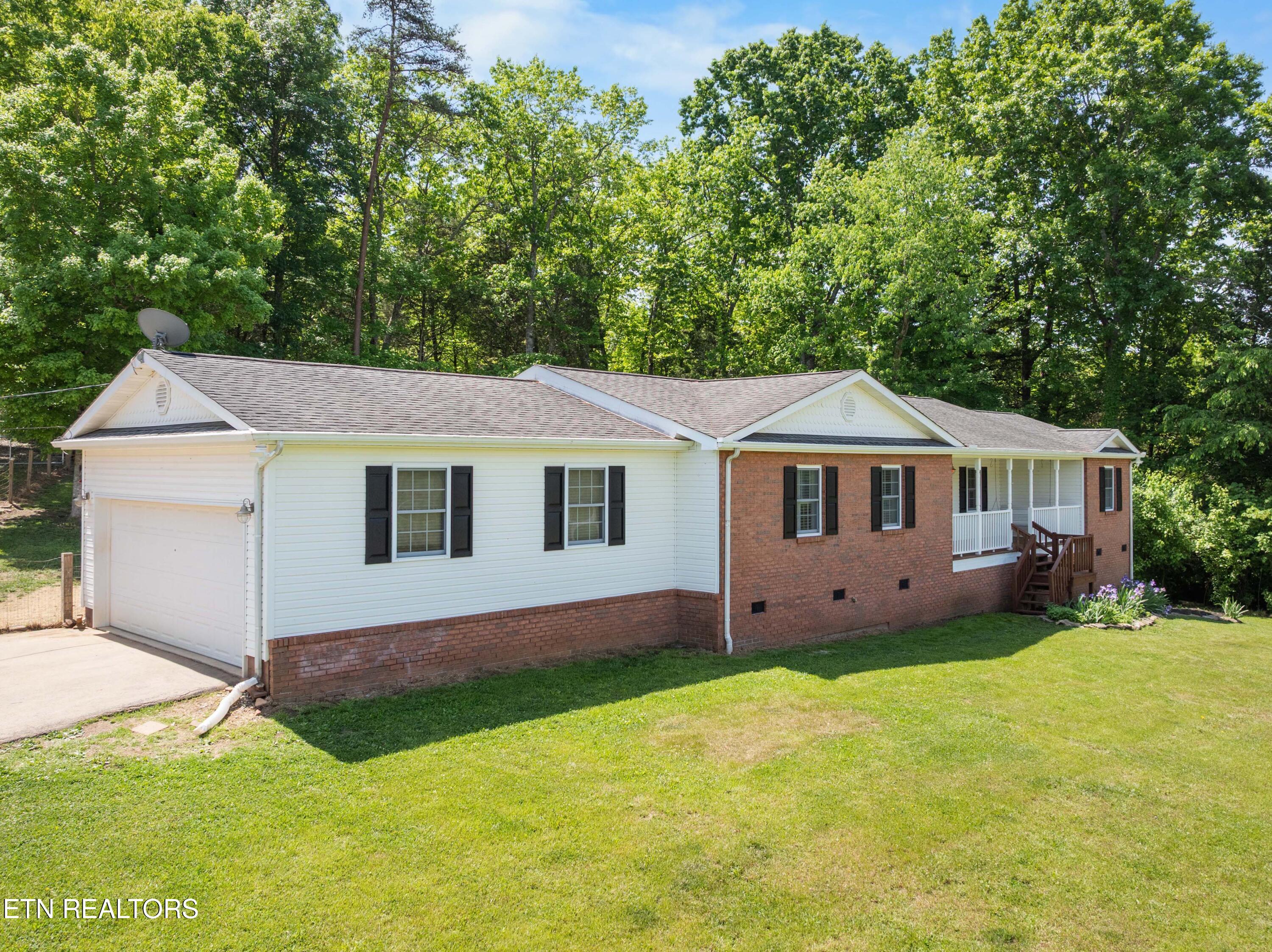 8114 Thorn Grove Pike