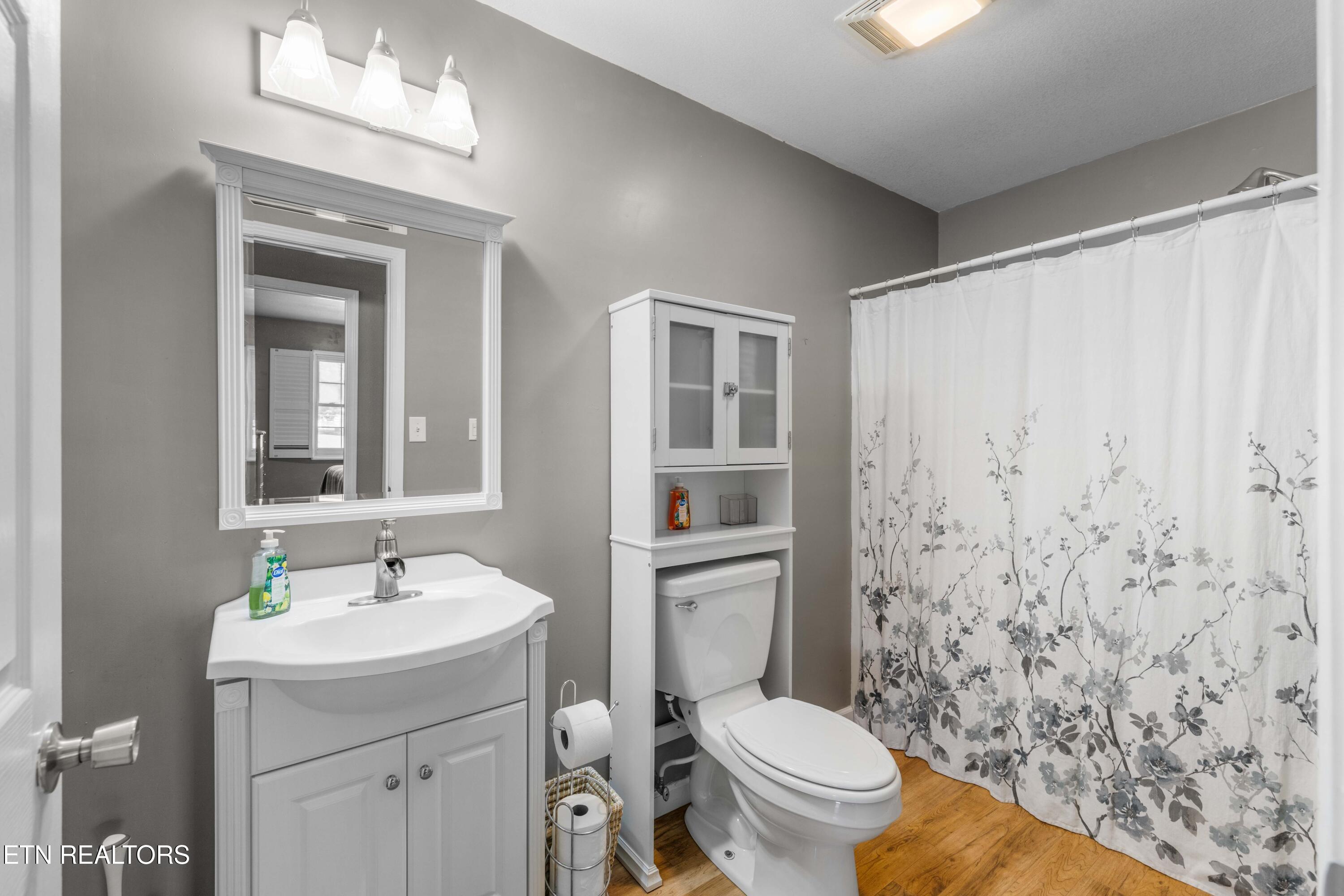 8114 Thorn Grove Pike