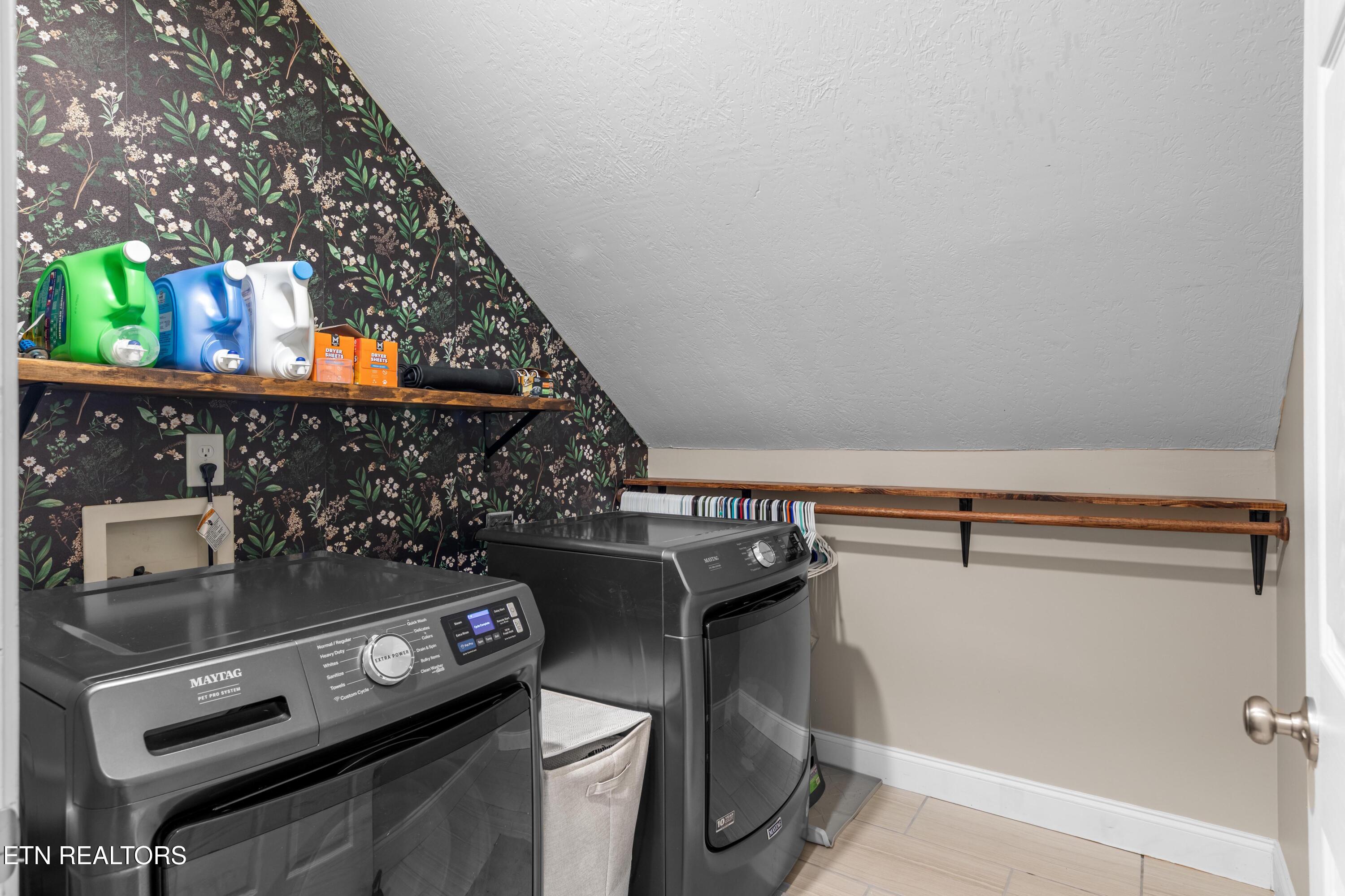 4608 Sand Hill Lane