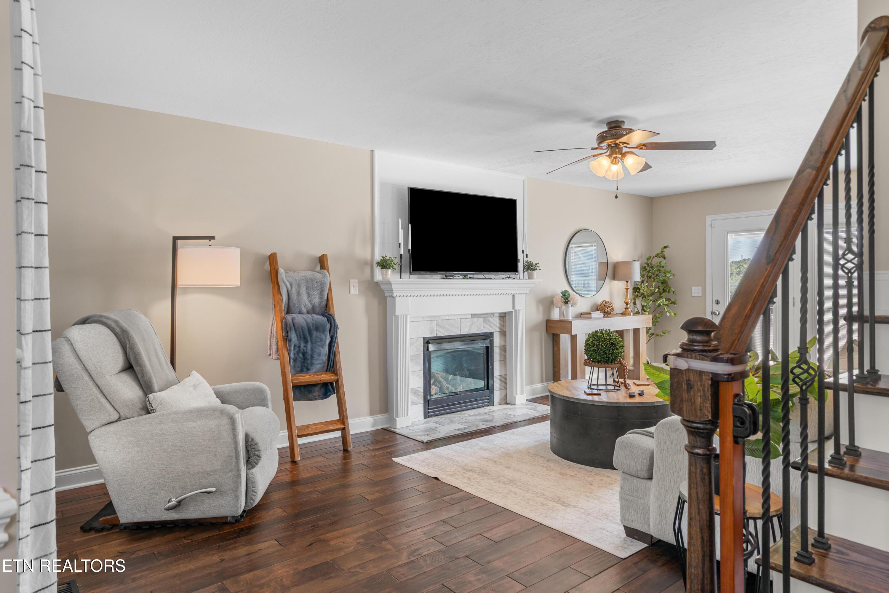 4608 Sand Hill Lane