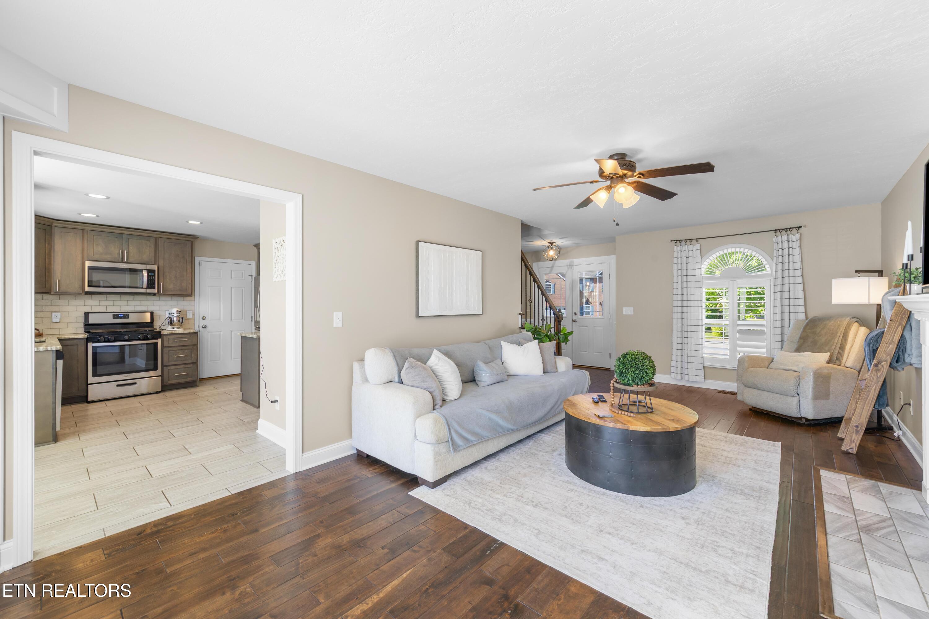 4608 Sand Hill Lane