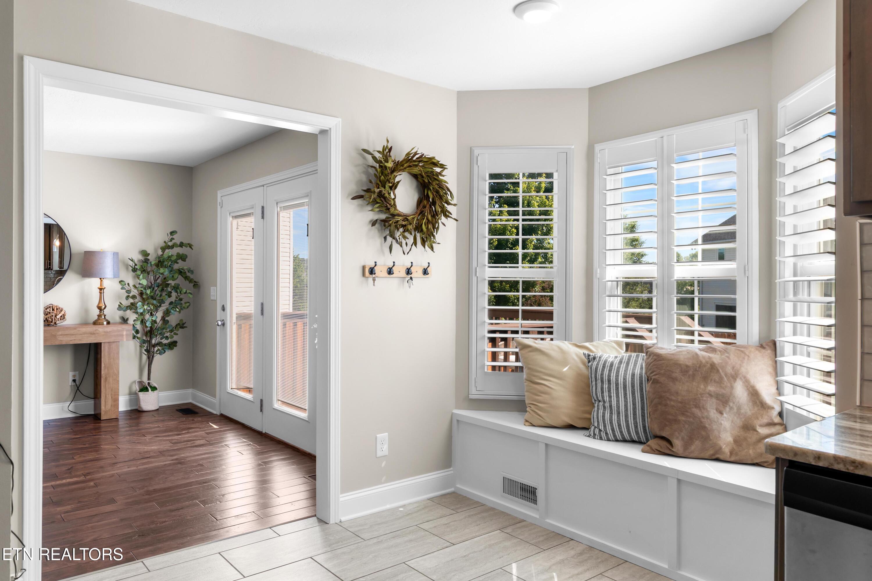 4608 Sand Hill Lane