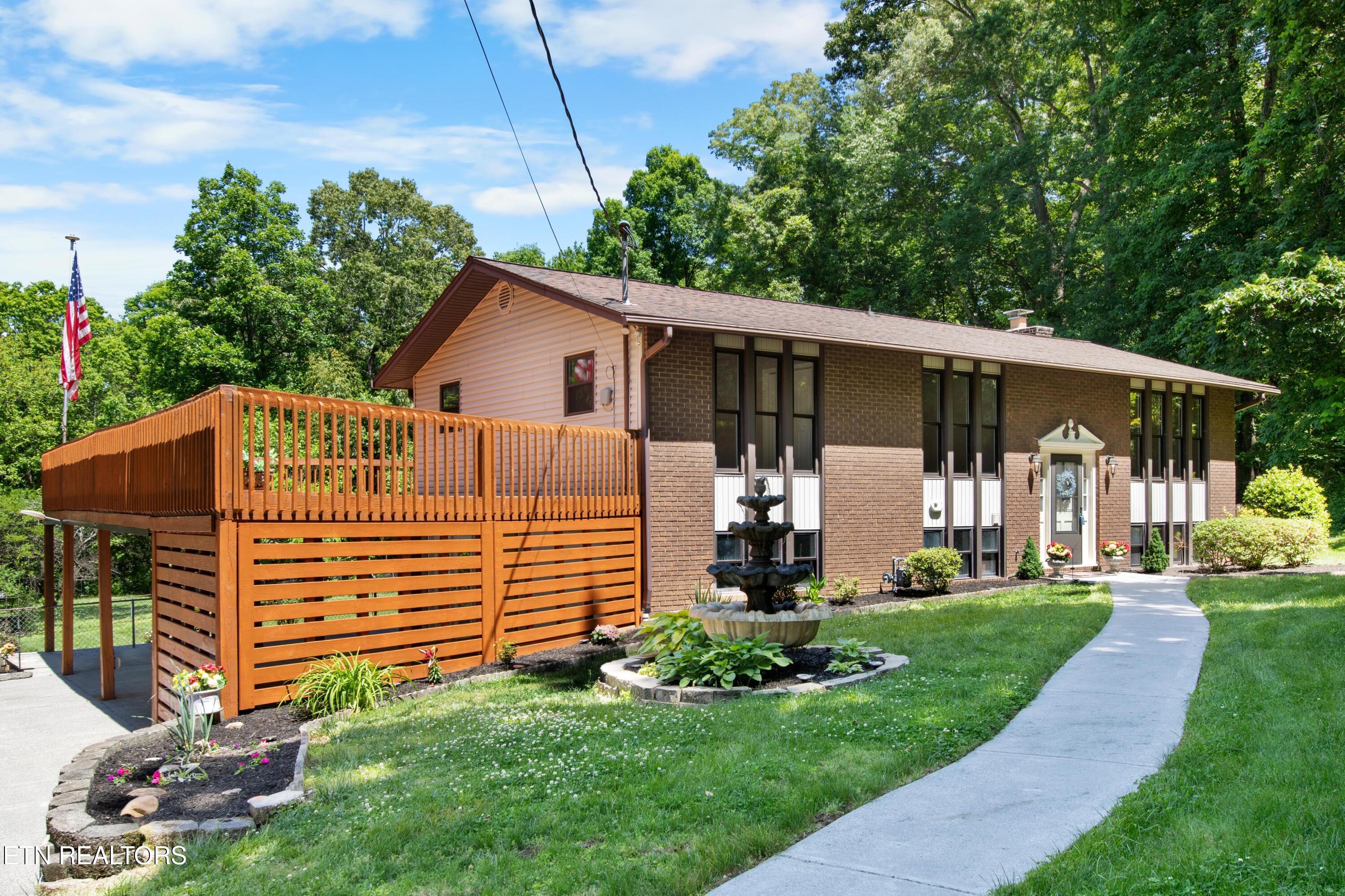 235 S Ridge Rd
