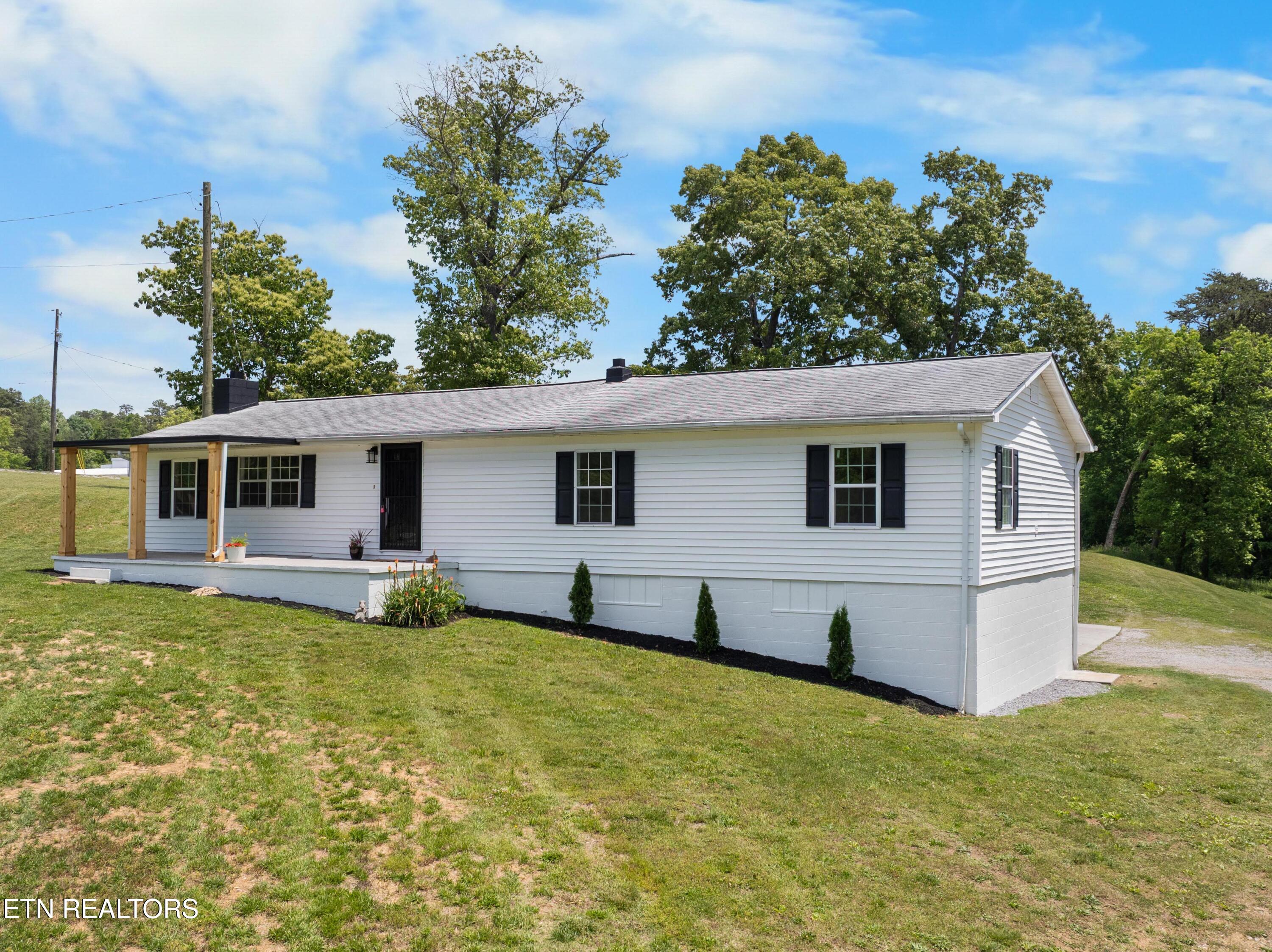 636 W Marine Rd