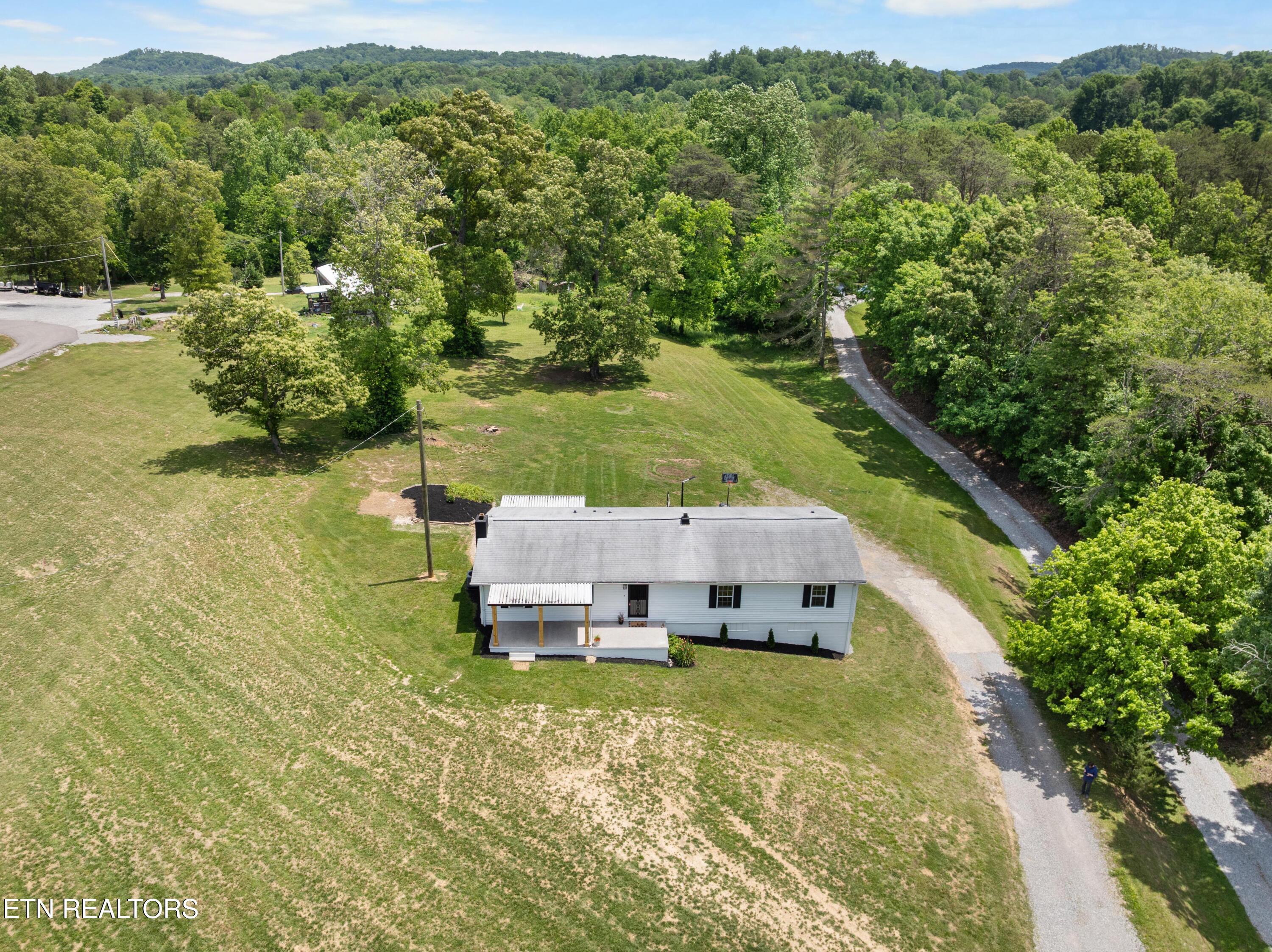 636 W Marine Rd