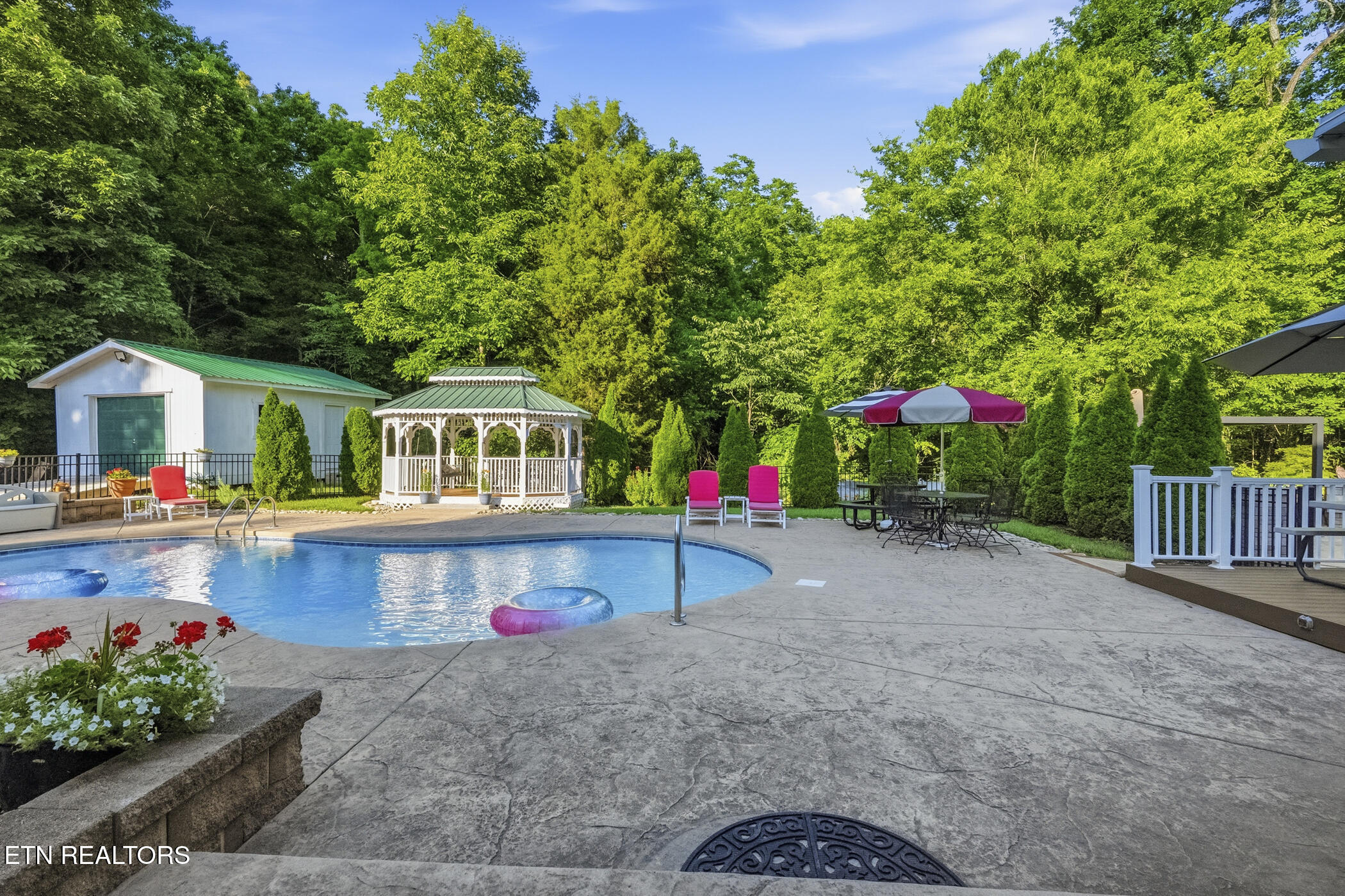 824 Midway Rd