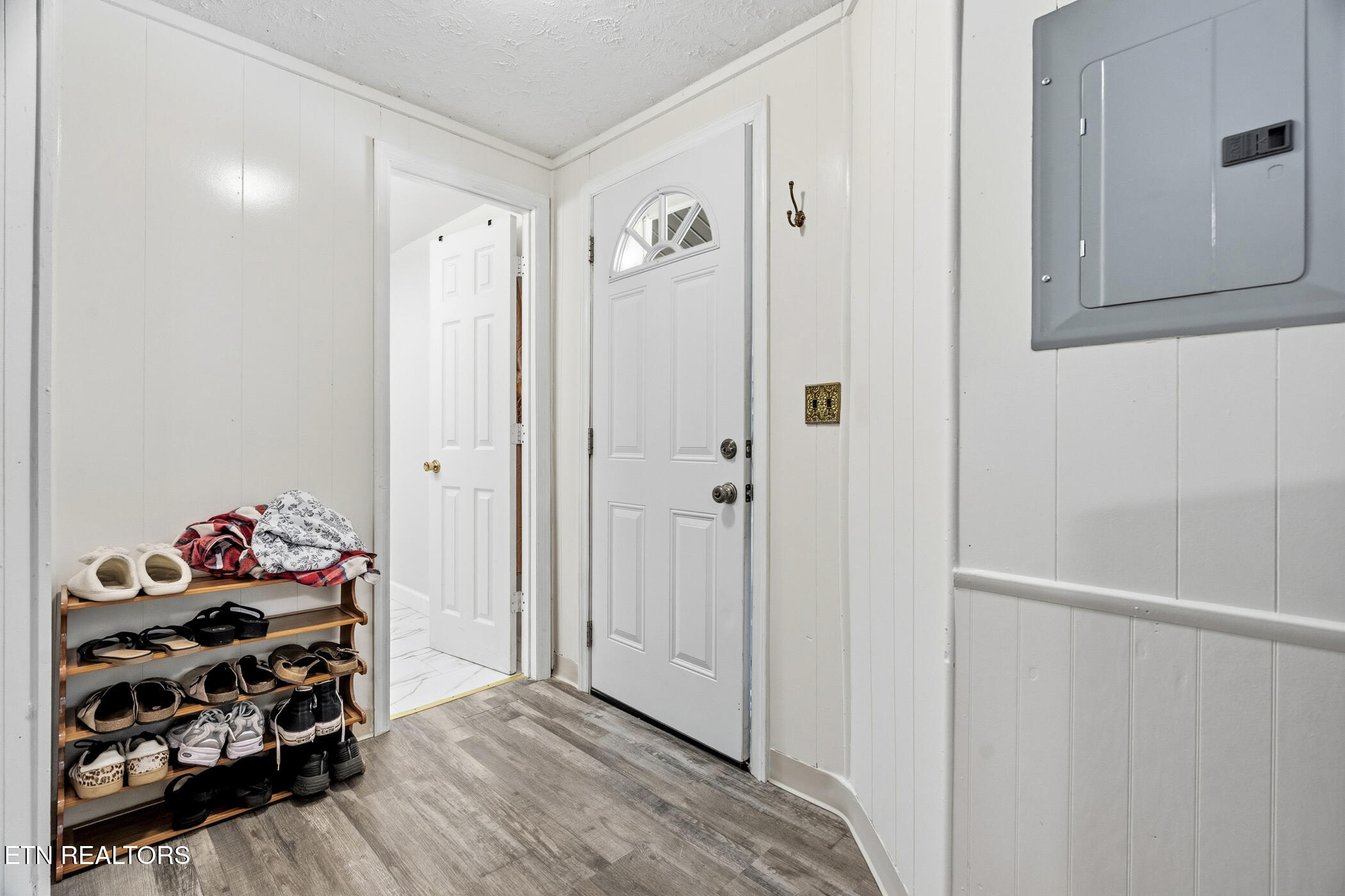 814 Midway Rd