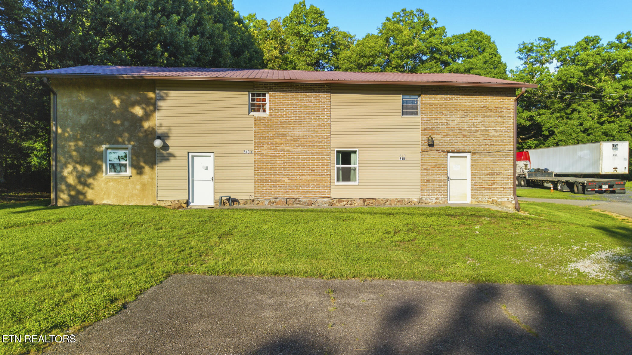 814 Midway Rd