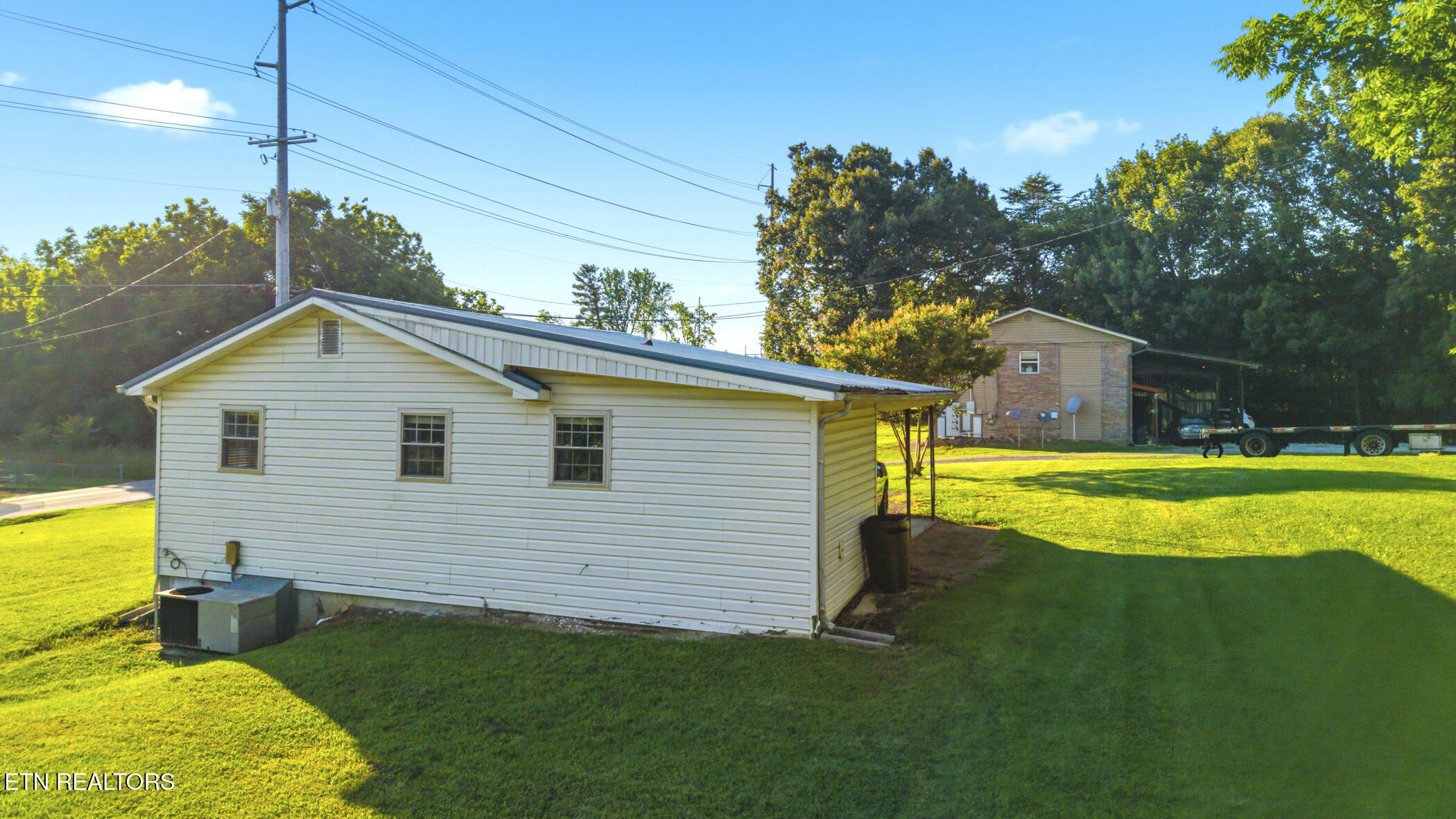 814 Midway Rd