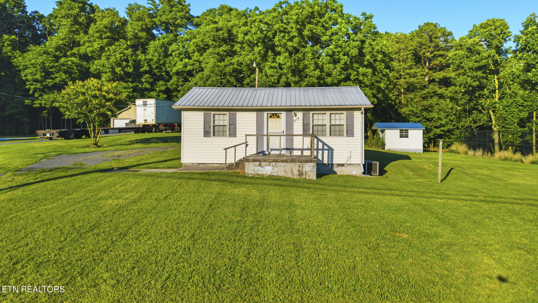 814 Midway Rd