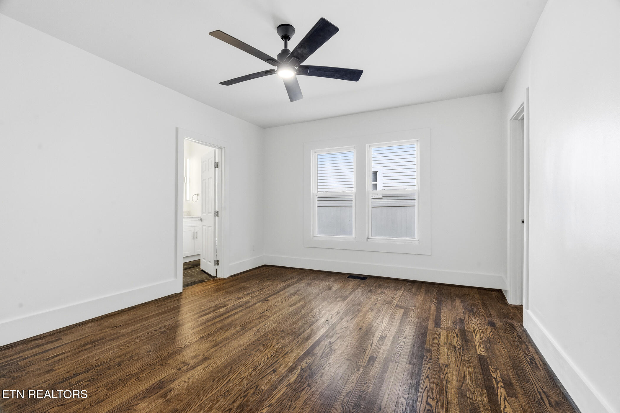 3317 Monmouth St