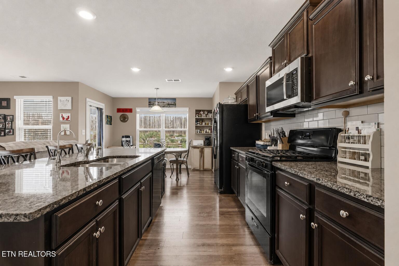 1625 River Poppy Rd
