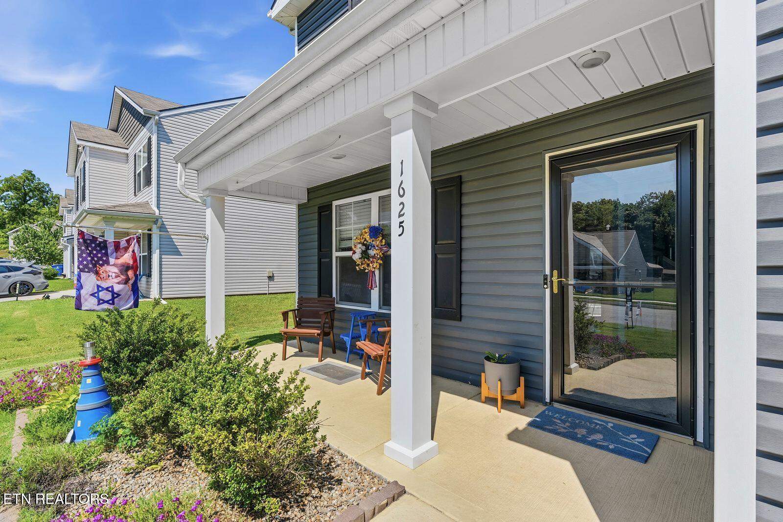 1625 River Poppy Rd