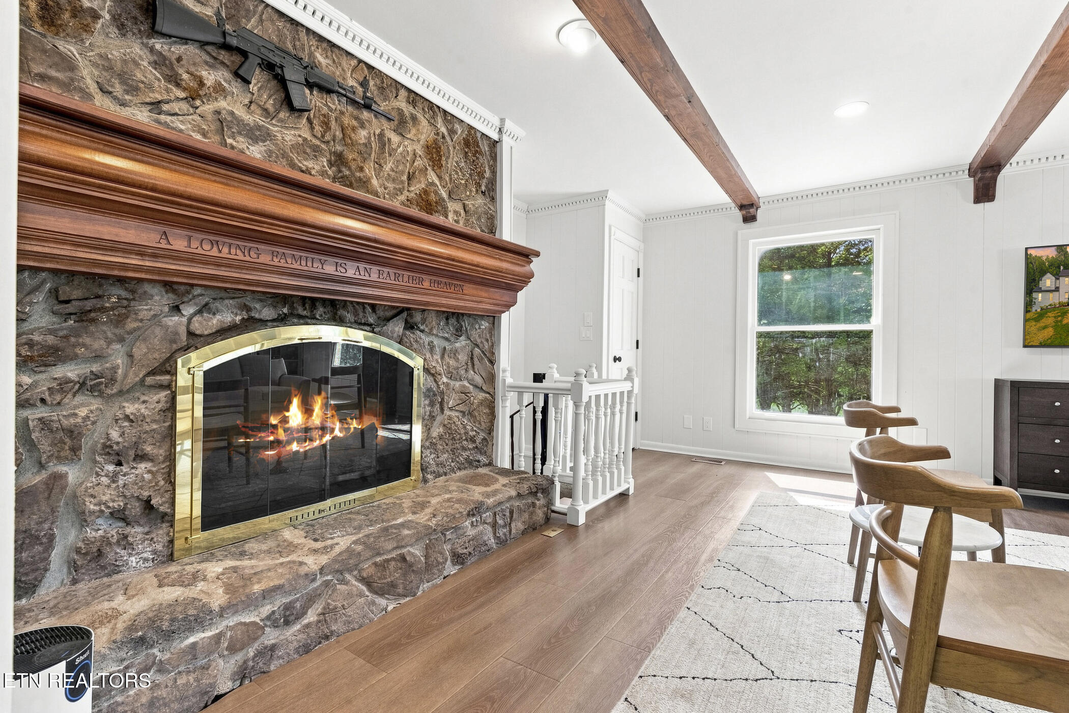 2704 Lakewood Lane
