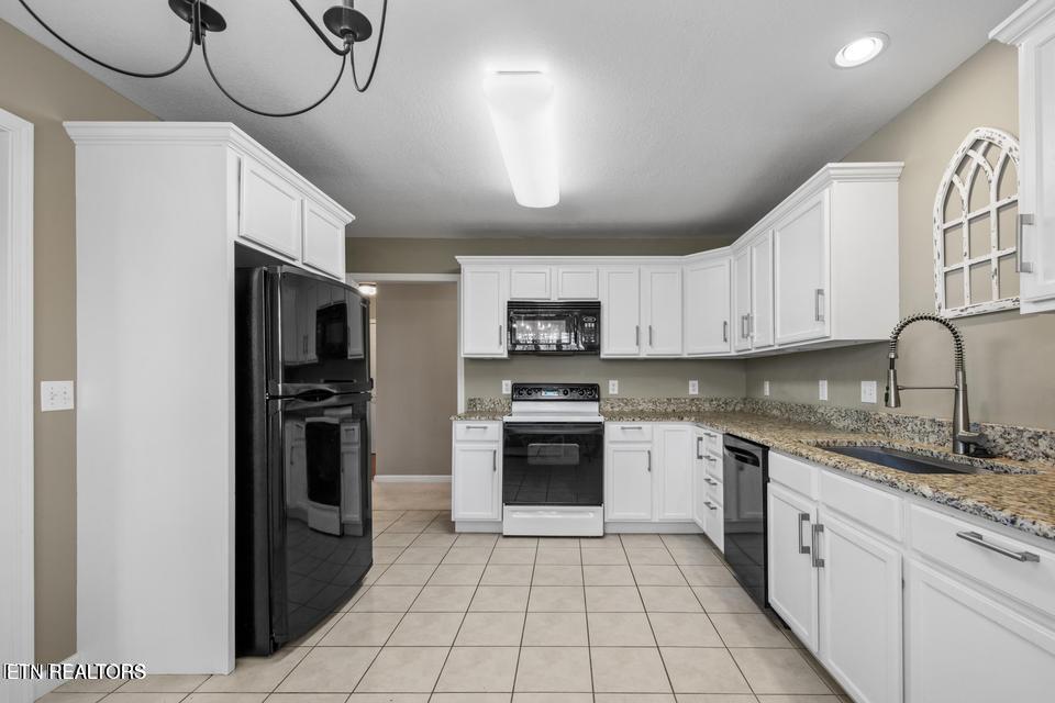 921 Mercer Drive