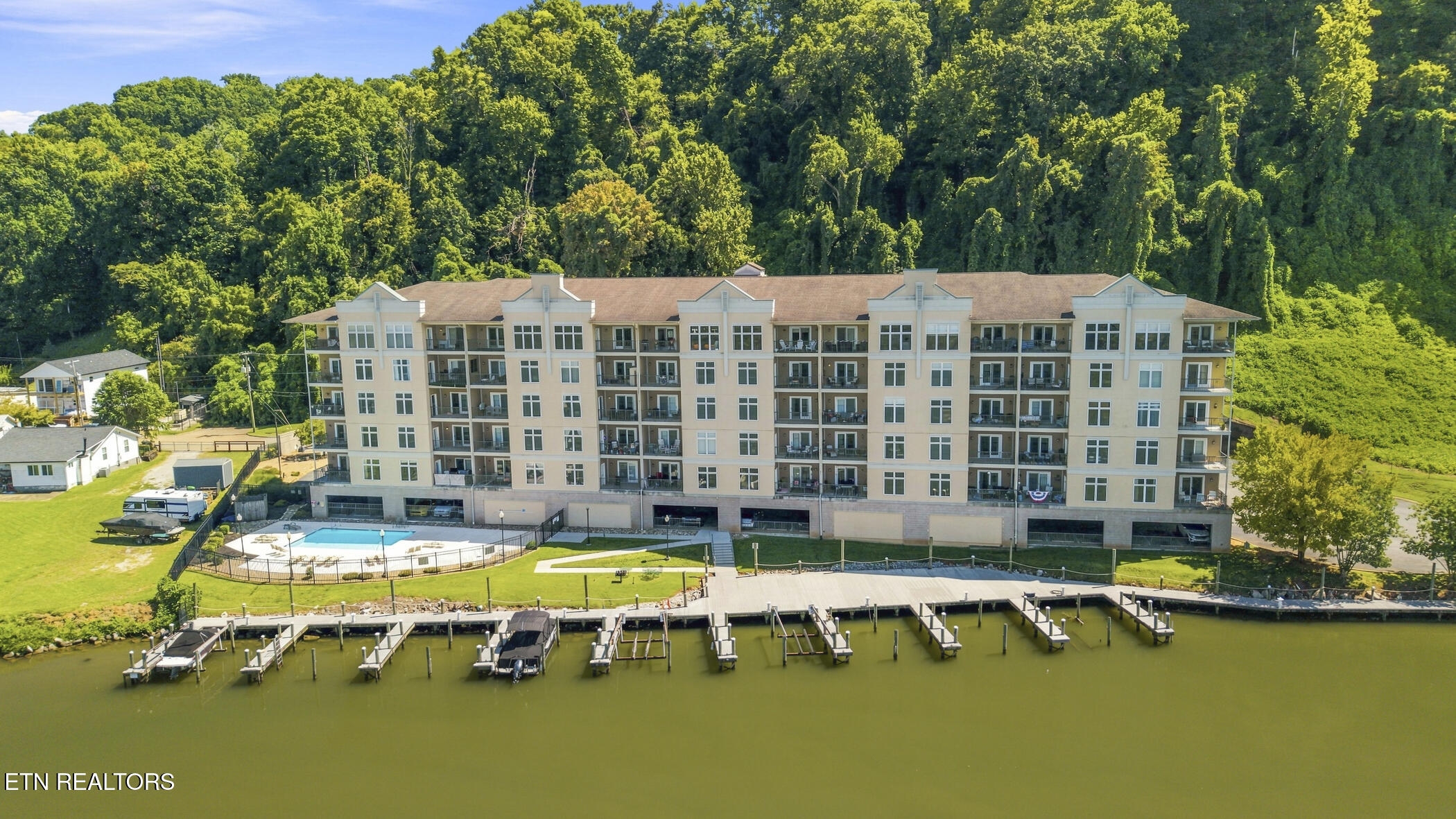 3001 River Towne Way 306