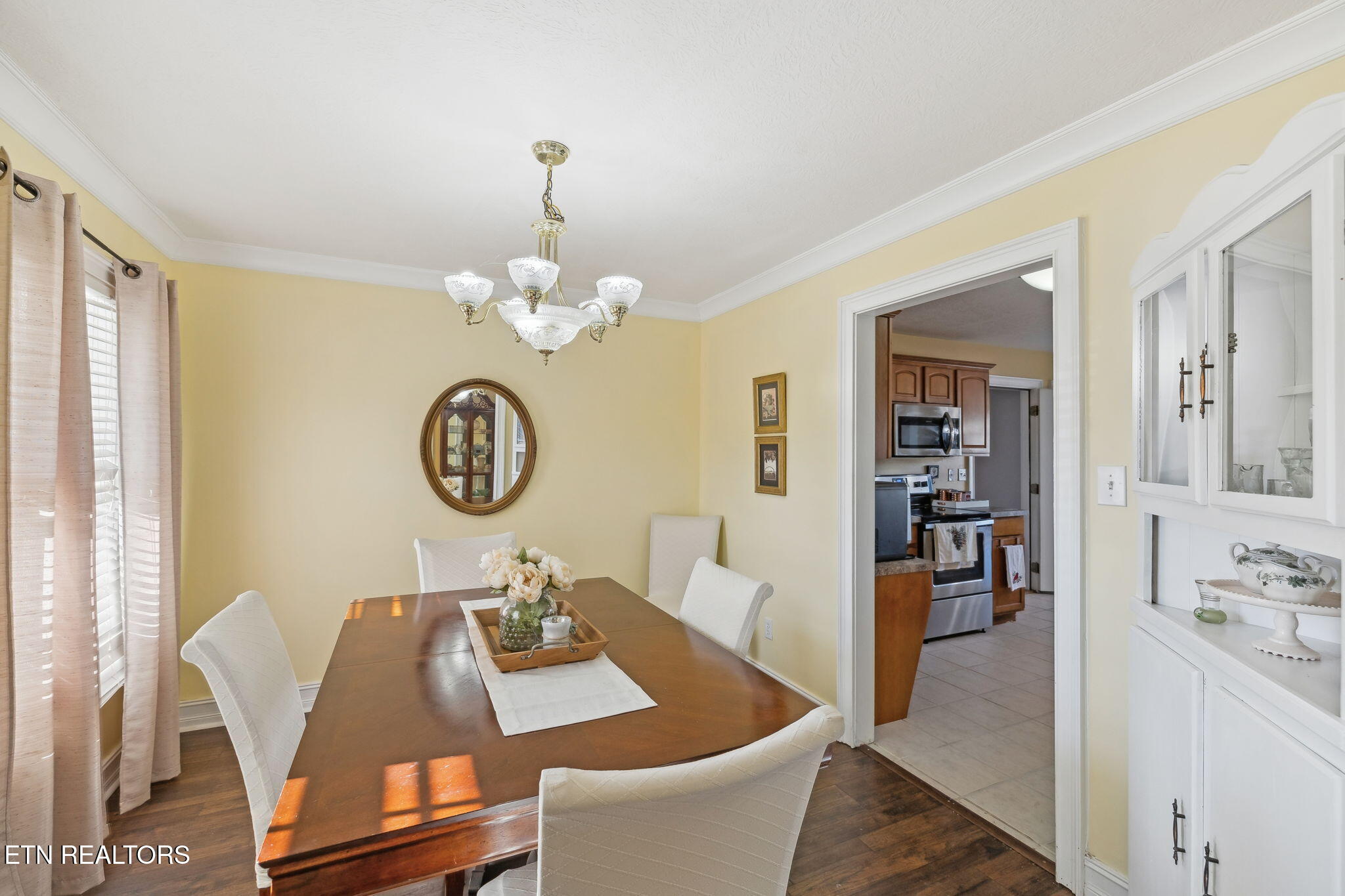5705 Cascadia Lane