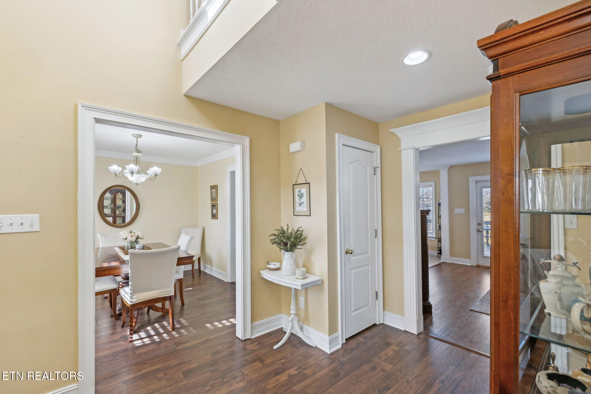 5705 Cascadia Lane