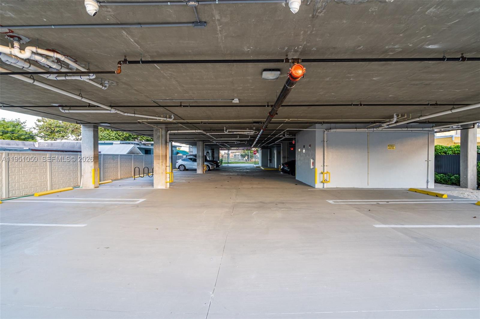 3728 NW 19th Ave # 204