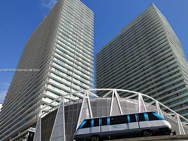 1111 SW 1st Ave Unit: 1415-N
