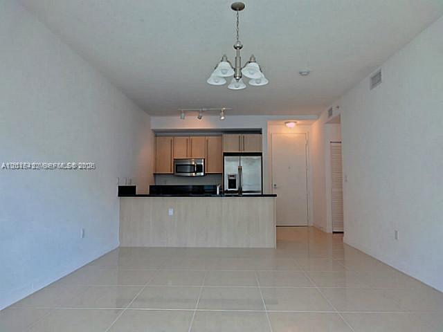 1111 SW 1st Ave Unit: 1415-N