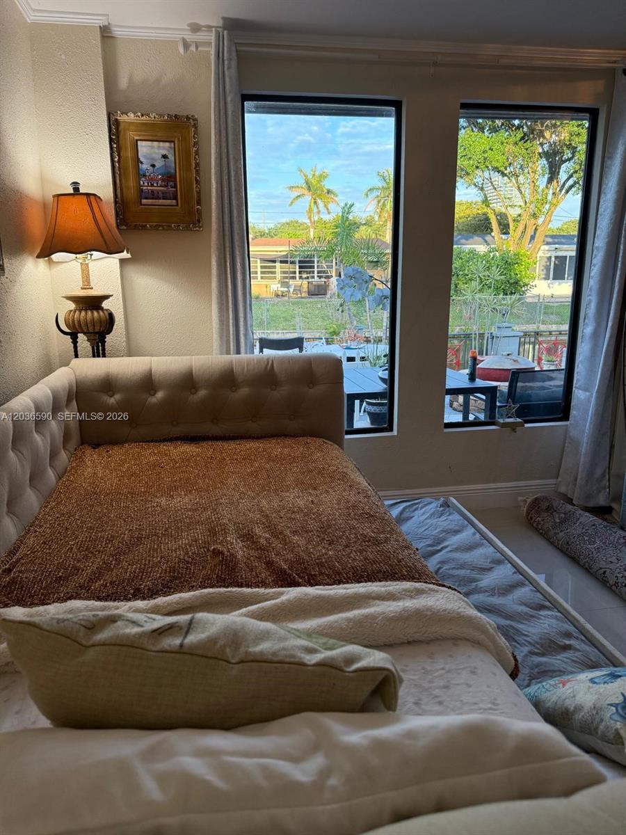 707 SW 3rd Ave