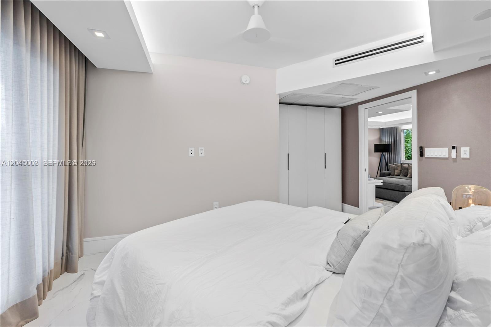 10190 Collins Ave # 203