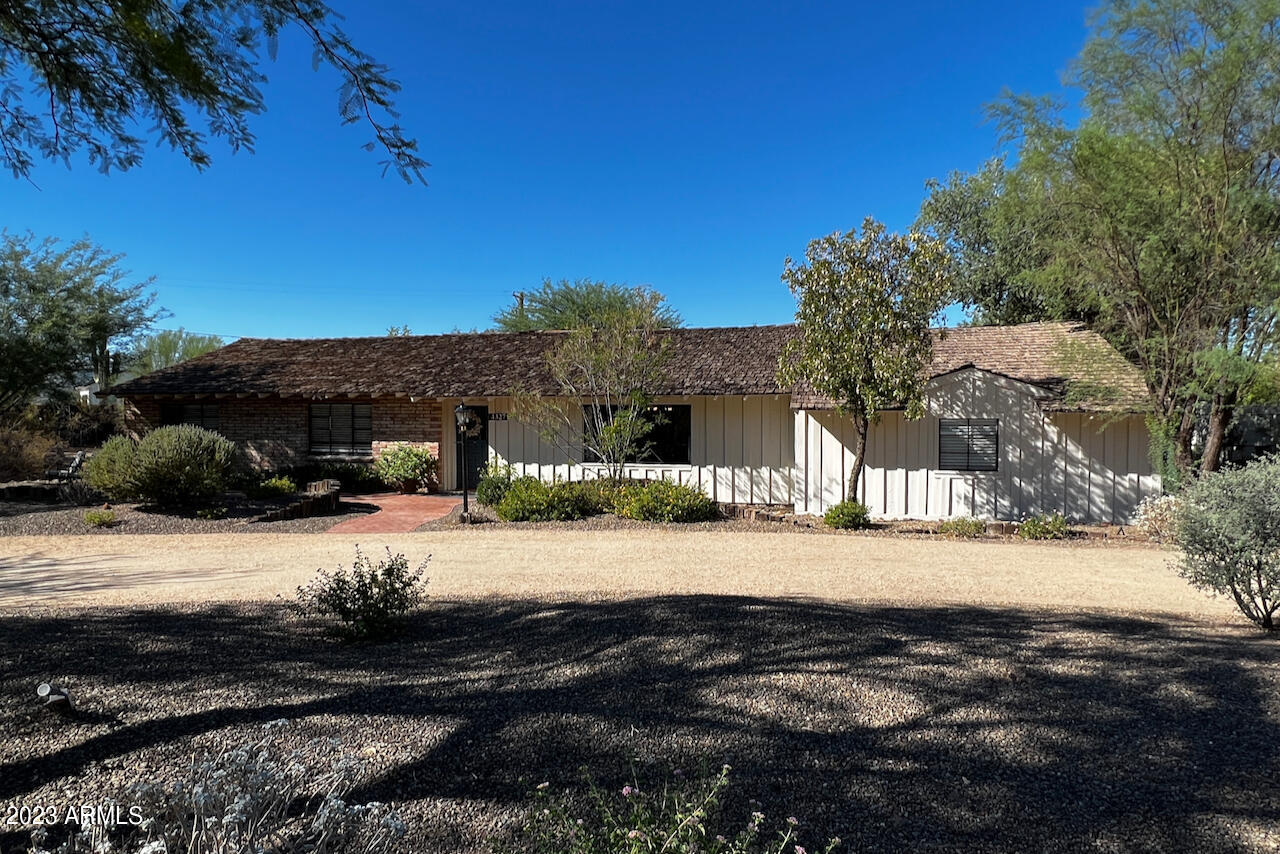 4327 E Rancho Drive