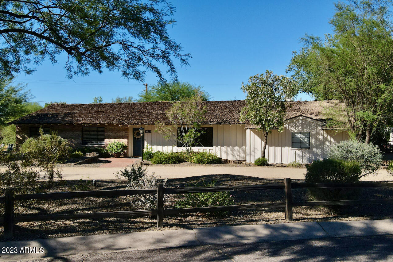 4327 E Rancho Drive