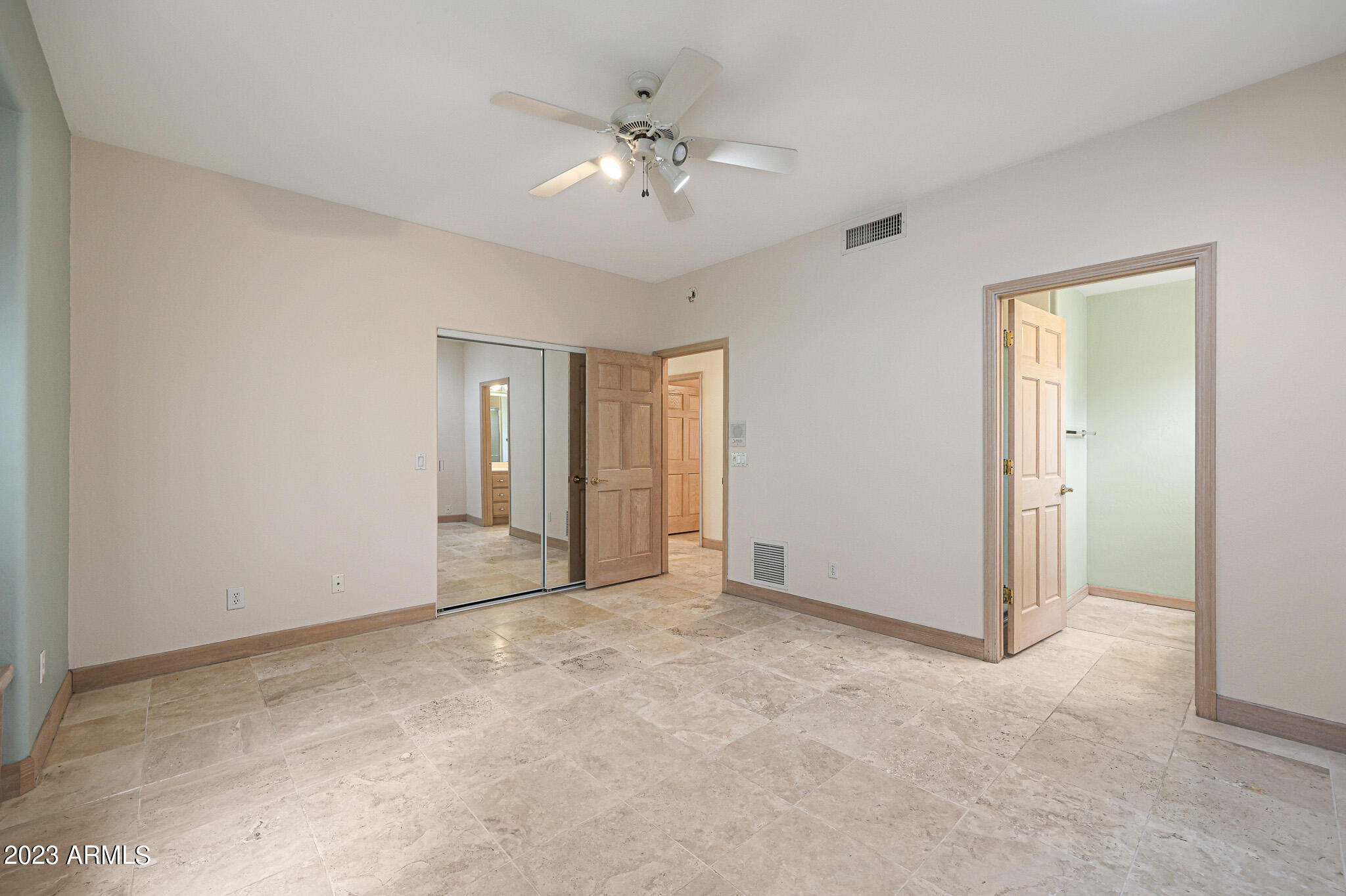 14123 W Greentree Drive S