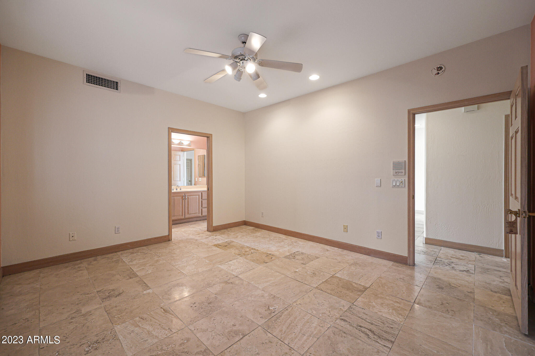 14123 W Greentree Drive S